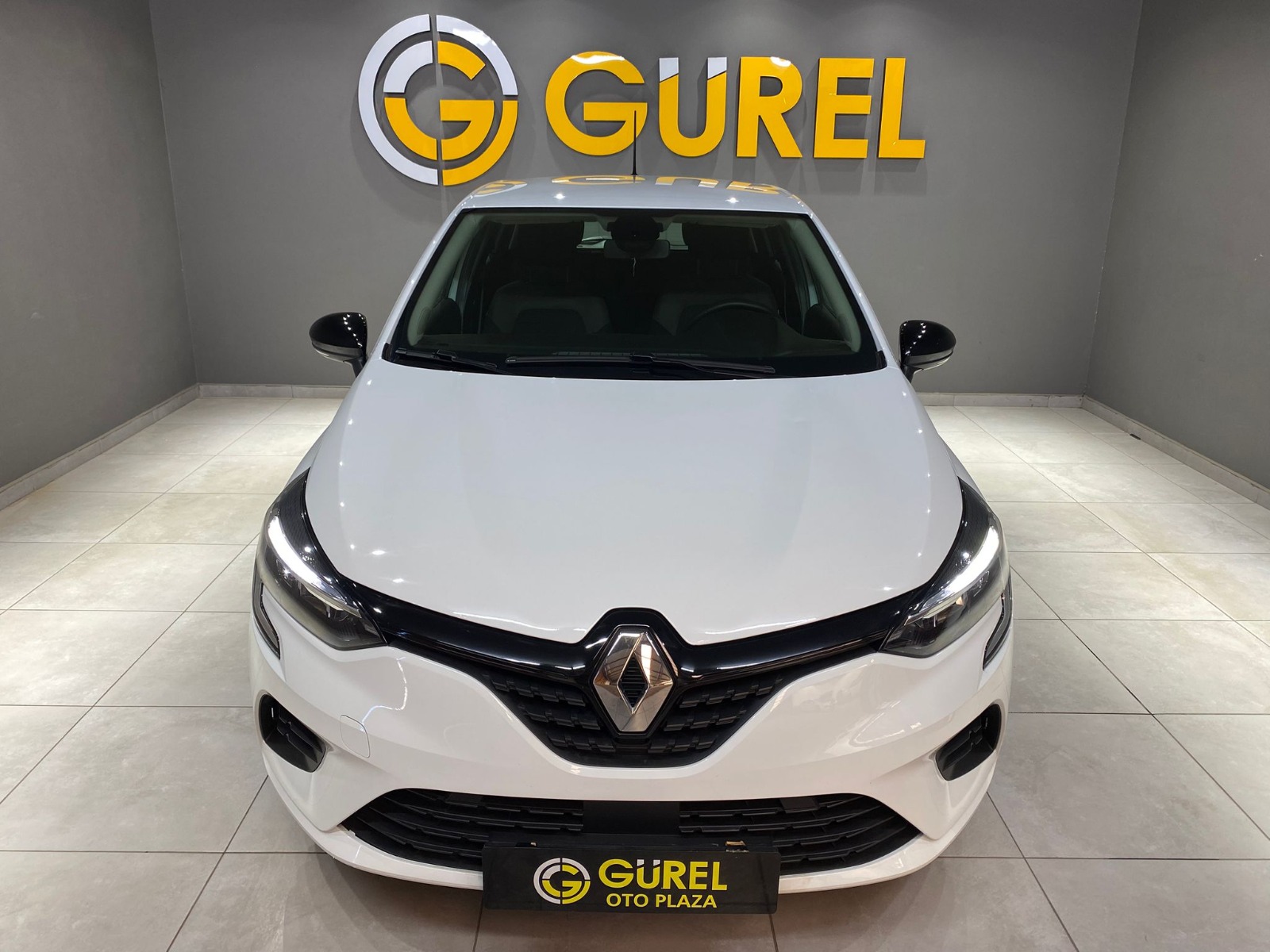 2022 Benzin Manuel Renault Clio Beyaz Gürel Tasarım Aksesuar Otomotiv San. Tic. Ltd. Şti.