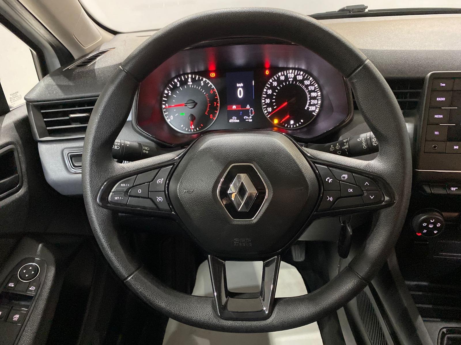 2022 Benzin Manuel Renault Clio Beyaz Gürel Tasarım Aksesuar Otomotiv San. Tic. Ltd. Şti.