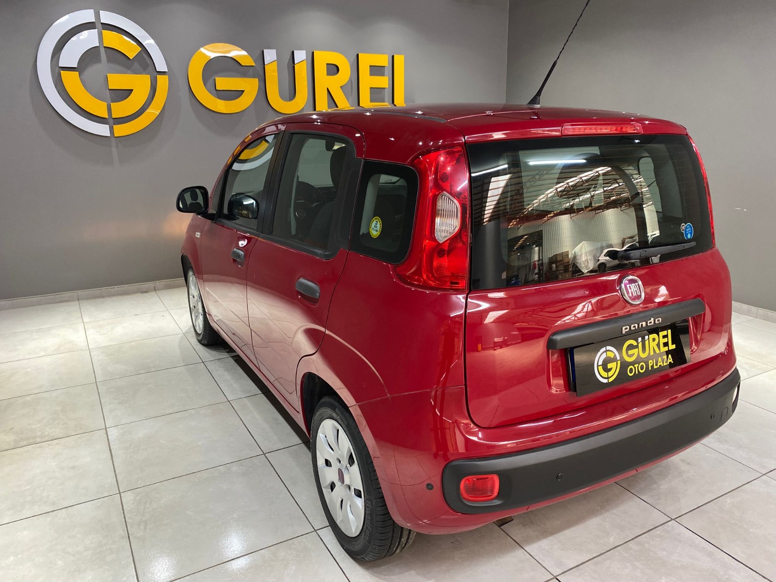 2013 Benzin Otomatik Fiat Panda Kırmızı Gürel Tasarım Aksesuar Otomotiv San. Tic. Ltd. Şti.