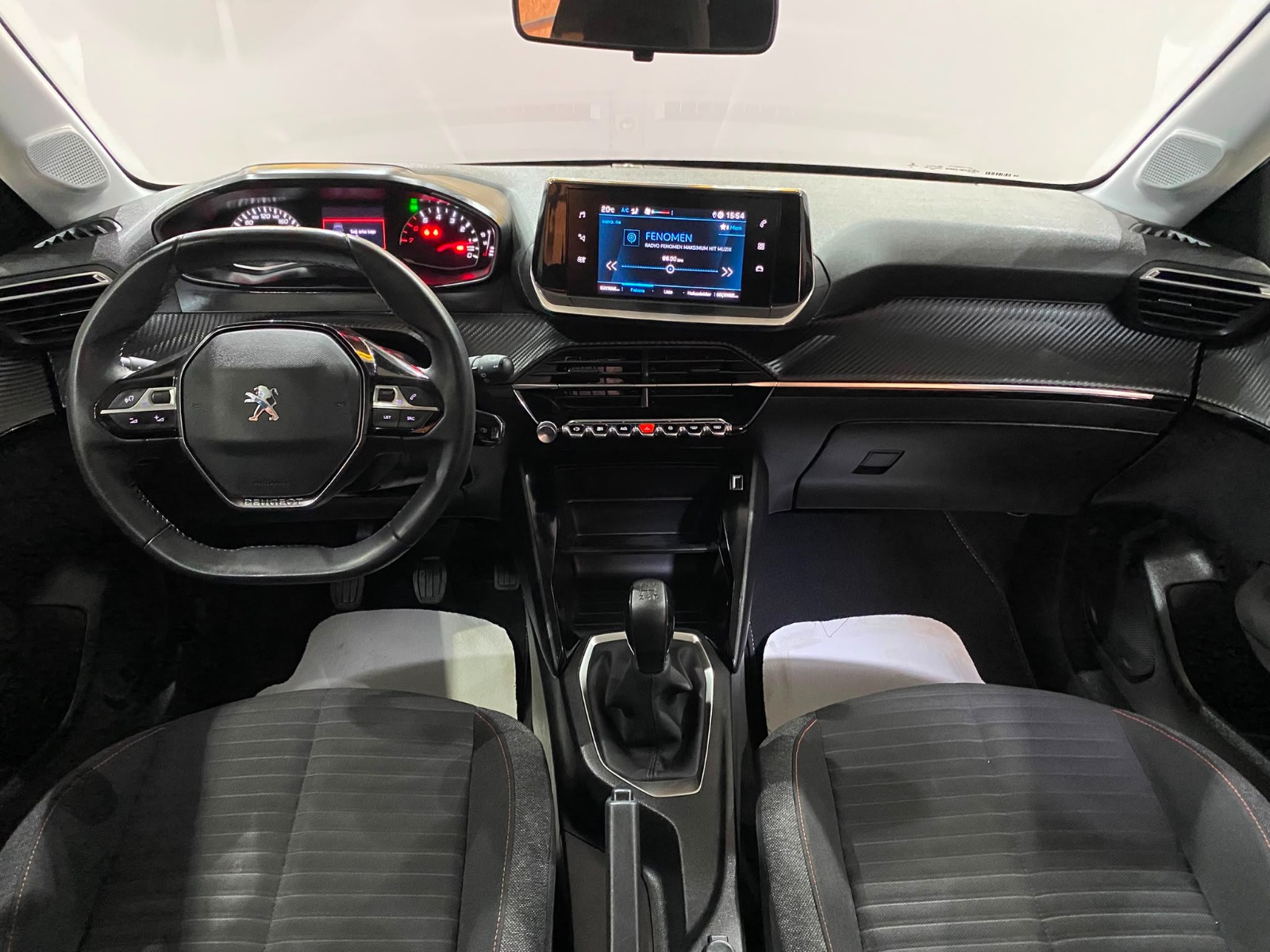 2022 Benzin Manuel Peugeot 208 Kırmızı Gürel Tasarım Aksesuar Otomotiv San. Tic. Ltd. Şti.