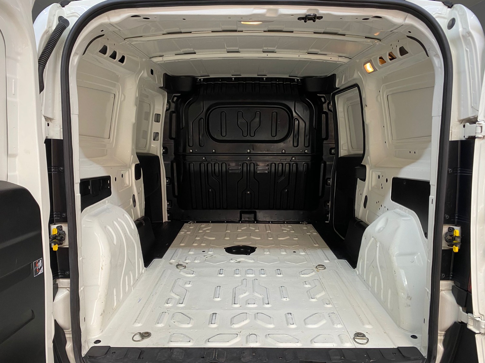 2023 Dizel Manuel Fiat Doblo Beyaz Gürel Tasarım Aksesuar Otomotiv San. Tic. Ltd. Şti.