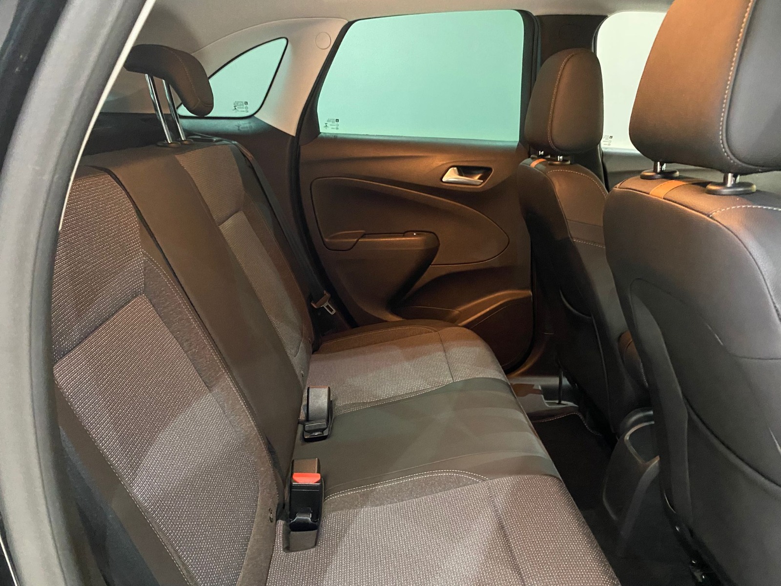 2021 Benzin Otomatik Opel Crossland Siyah Gürel Tasarım Aksesuar Otomotiv San. Tic. Ltd. Şti.