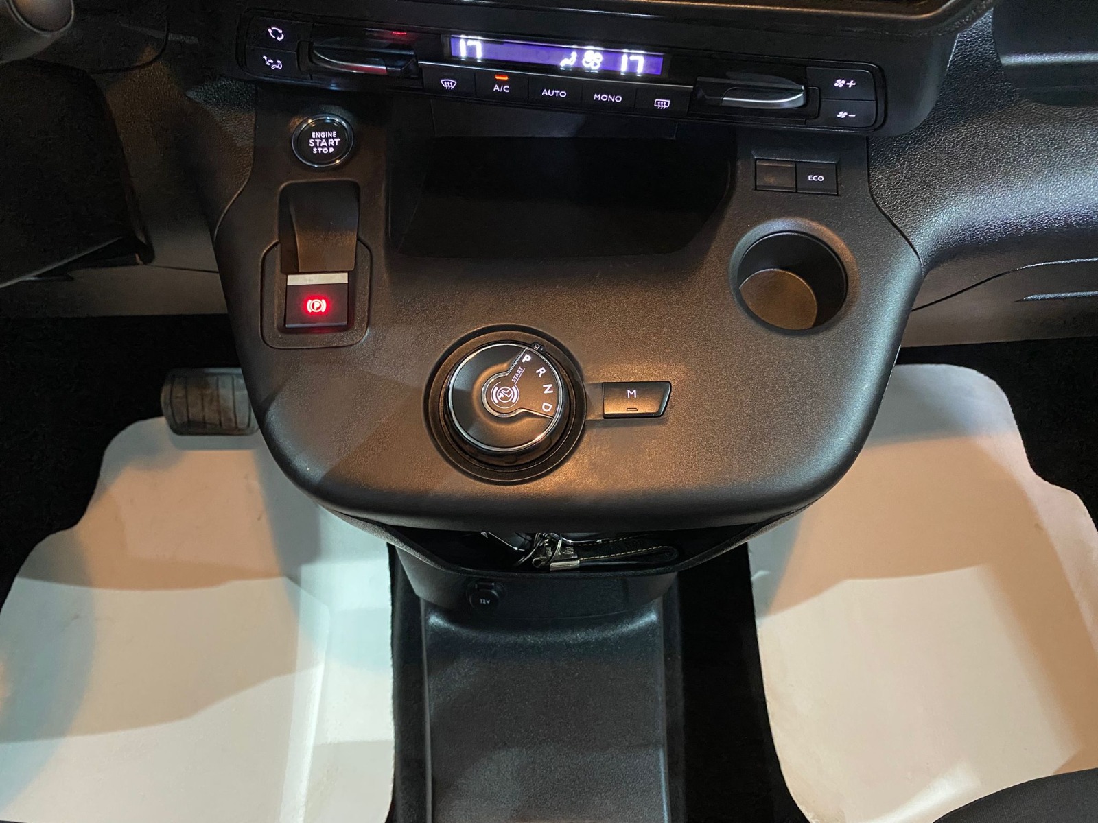 2022 Dizel Otomatik Citroen Berlingo Gri Gürel Tasarım Aksesuar Otomotiv San. Tic. Ltd. Şti.