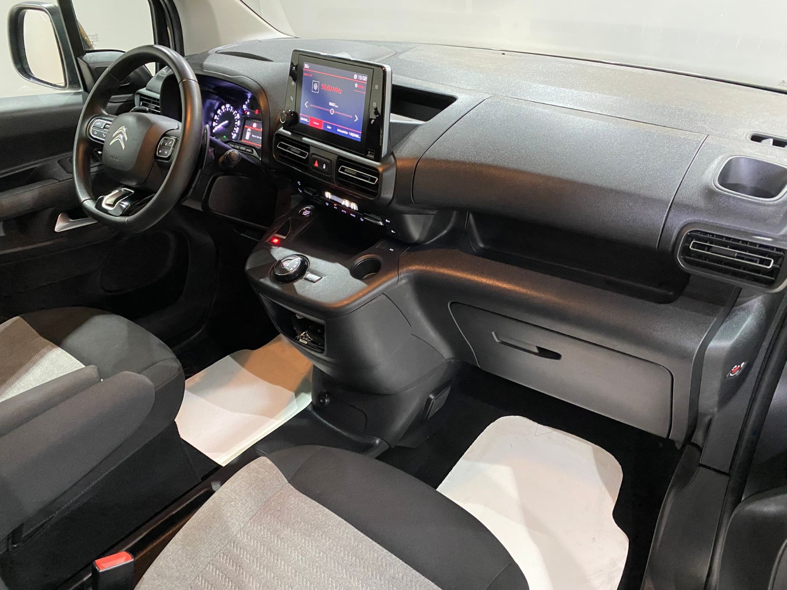 2022 Dizel Otomatik Citroen Berlingo Gri Gürel Tasarım Aksesuar Otomotiv San. Tic. Ltd. Şti.