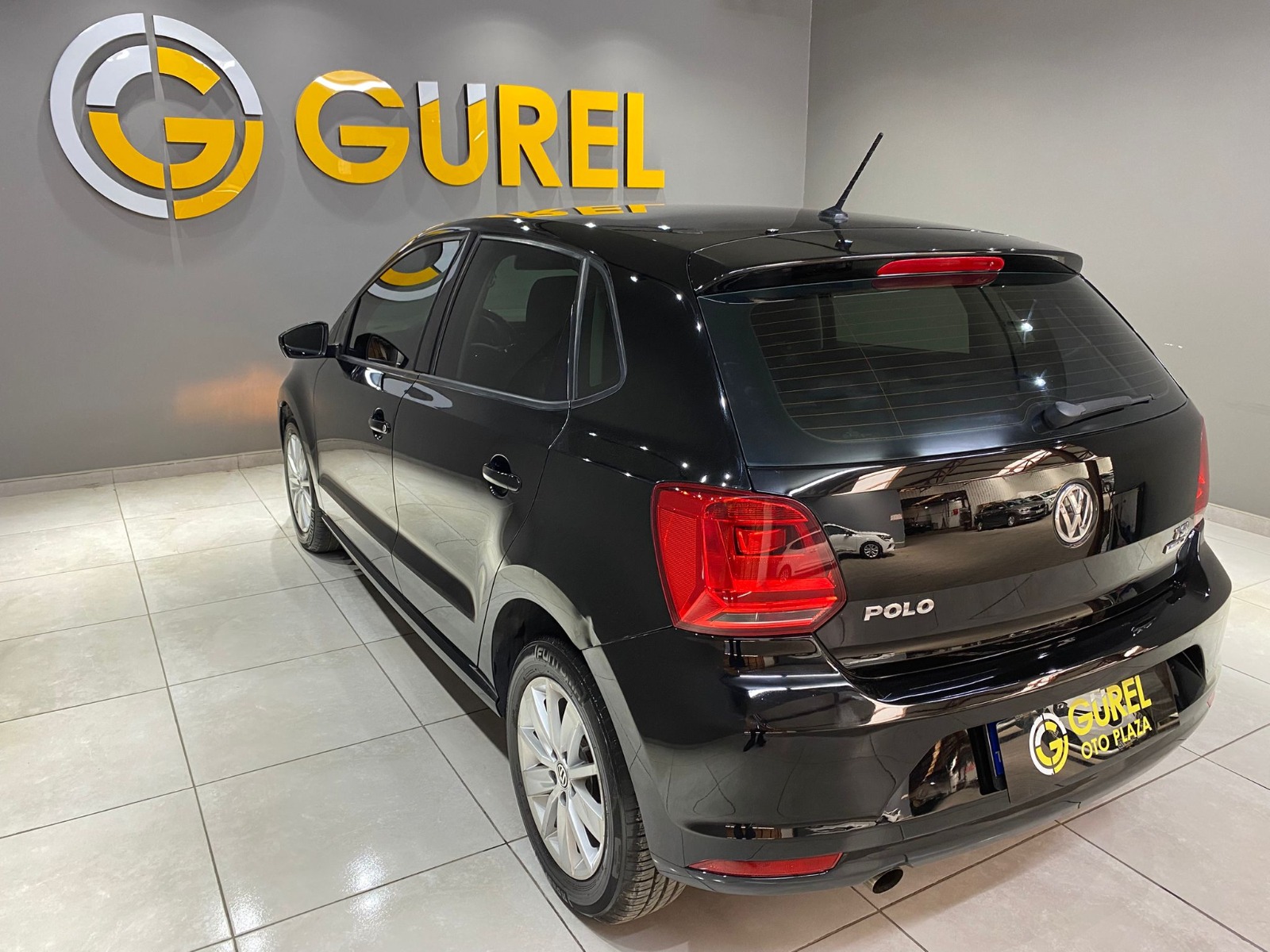 2016 Benzin Otomatik Volkswagen Polo Siyah Gürel Tasarım Aksesuar Otomotiv San. Tic. Ltd. Şti.