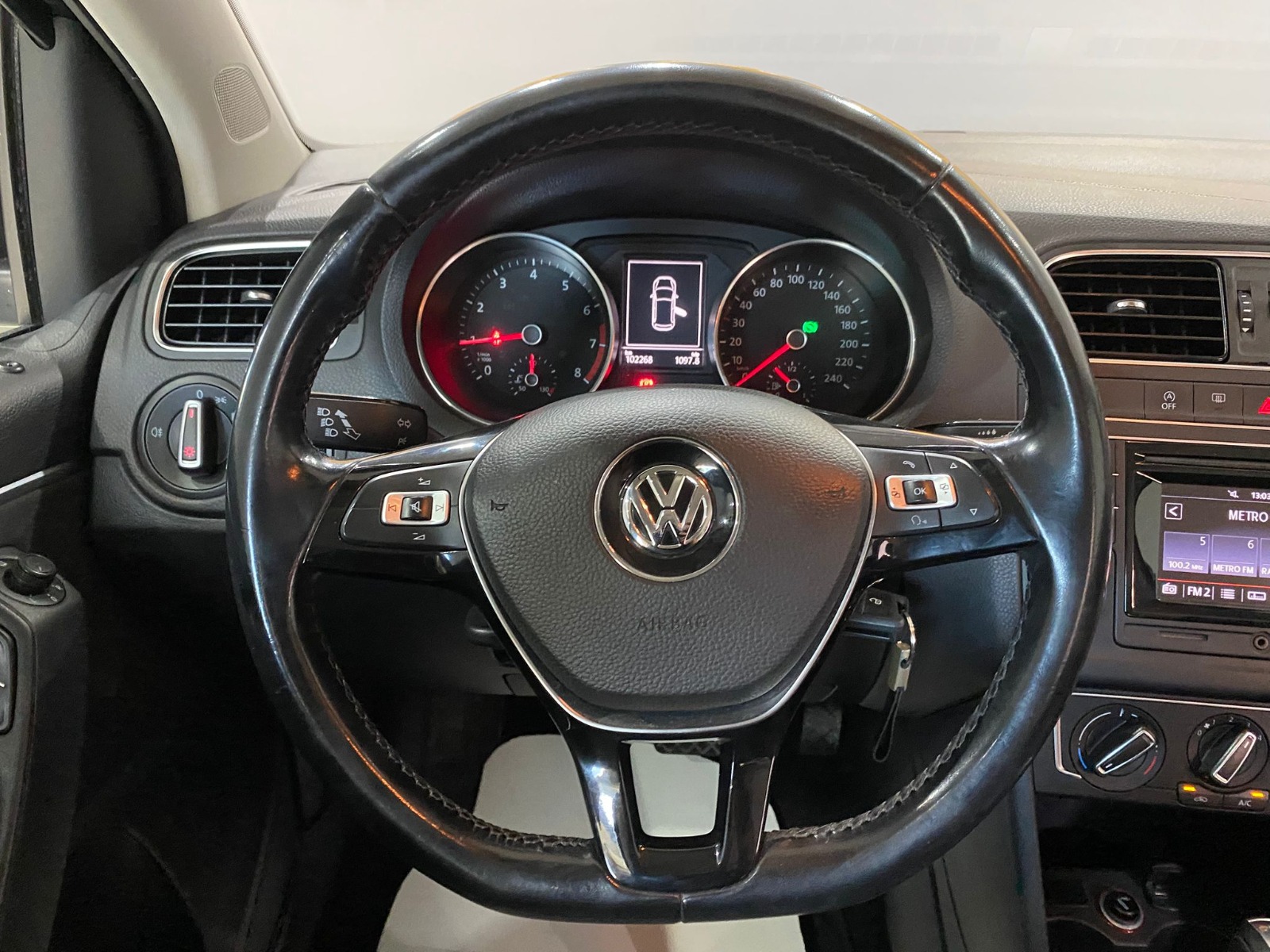 2016 Benzin Otomatik Volkswagen Polo Siyah Gürel Tasarım Aksesuar Otomotiv San. Tic. Ltd. Şti.