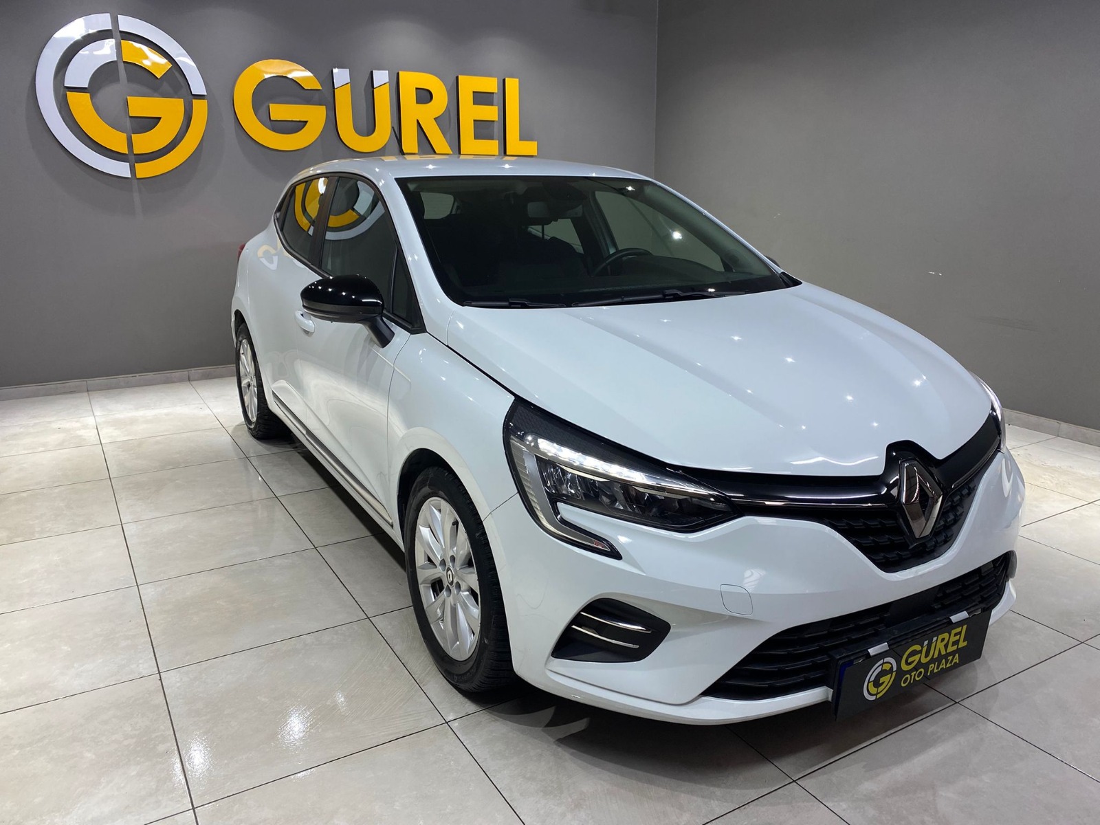 2023 Benzin Manuel Renault Clio Beyaz Gürel Tasarım Aksesuar Otomotiv San. Tic. Ltd. Şti.