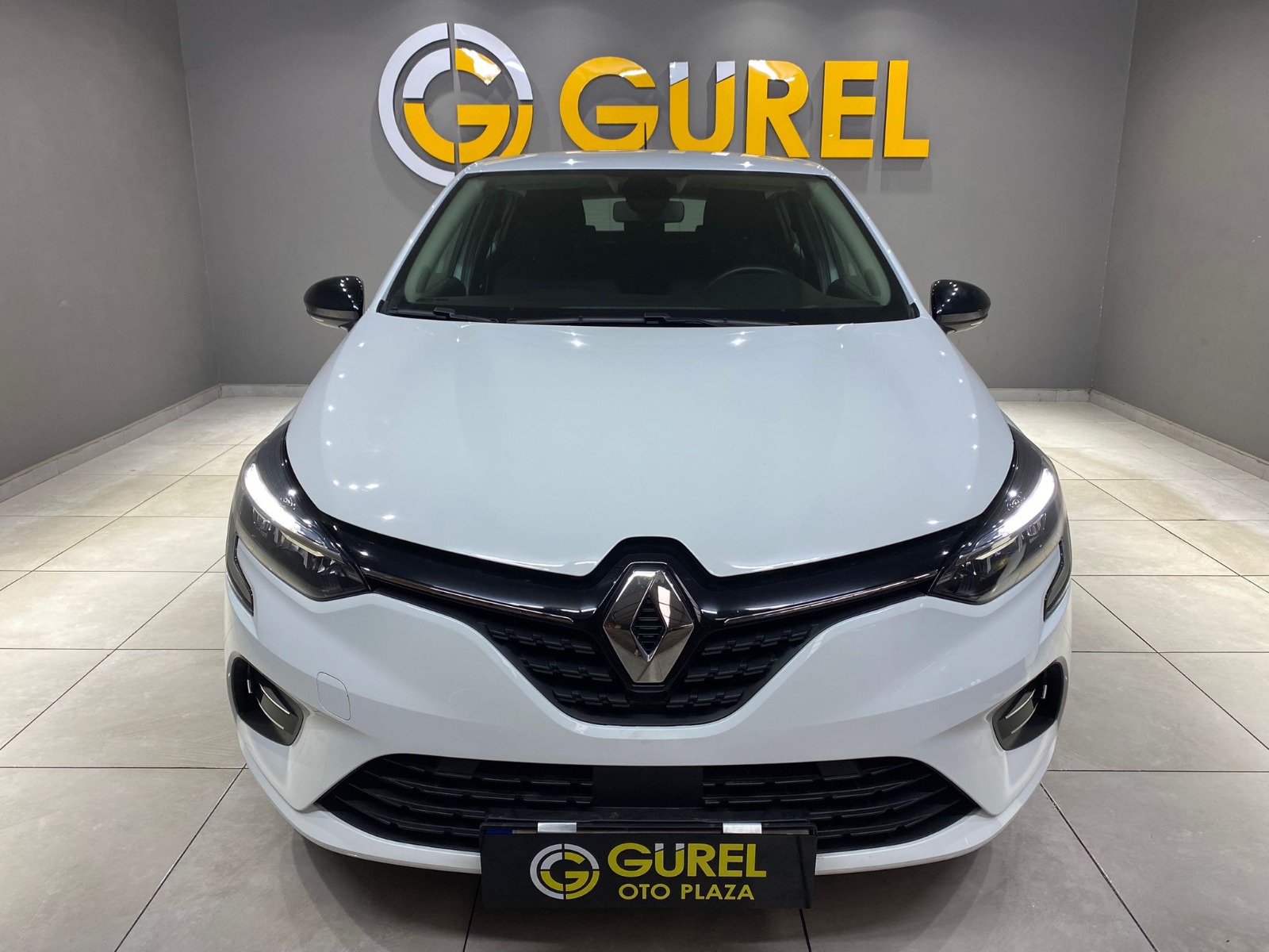 2023 Benzin Manuel Renault Clio Beyaz Gürel Tasarım Aksesuar Otomotiv San. Tic. Ltd. Şti.