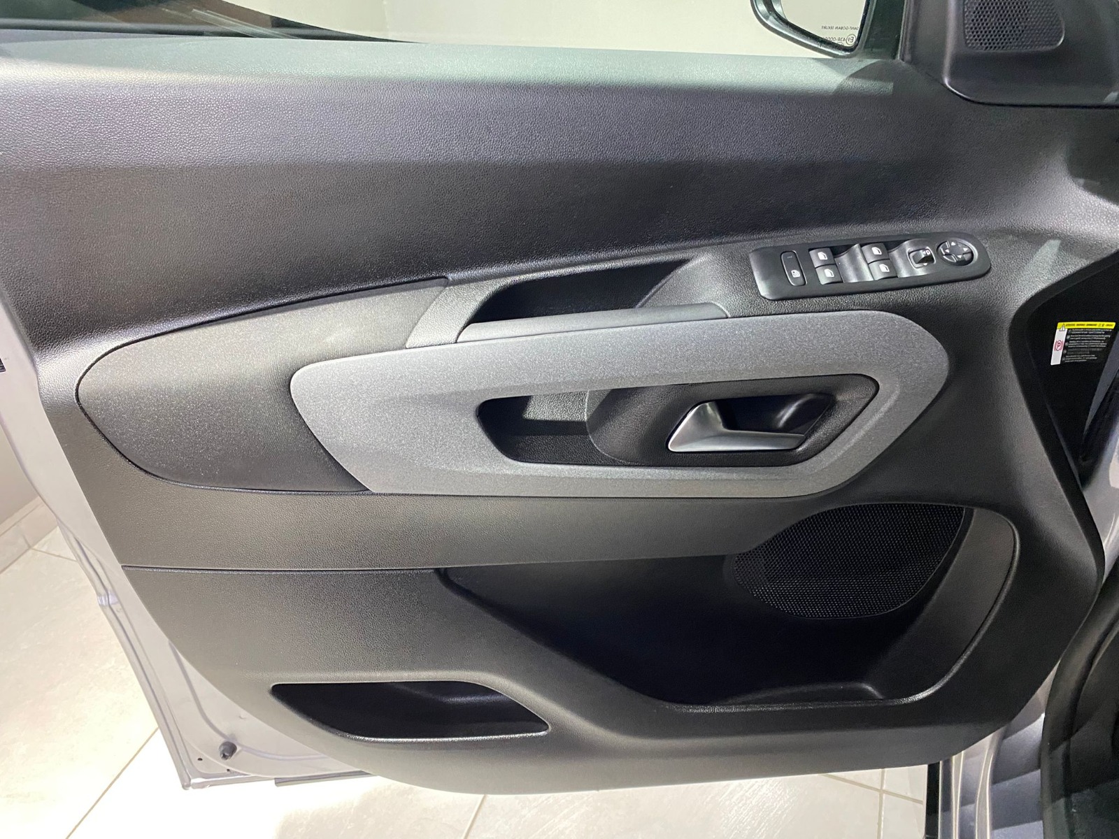 2026 Dizel Otomatik Peugeot Rifter Gri Gürel Tasarım Aksesuar Otomotiv San. Tic. Ltd. Şti.
