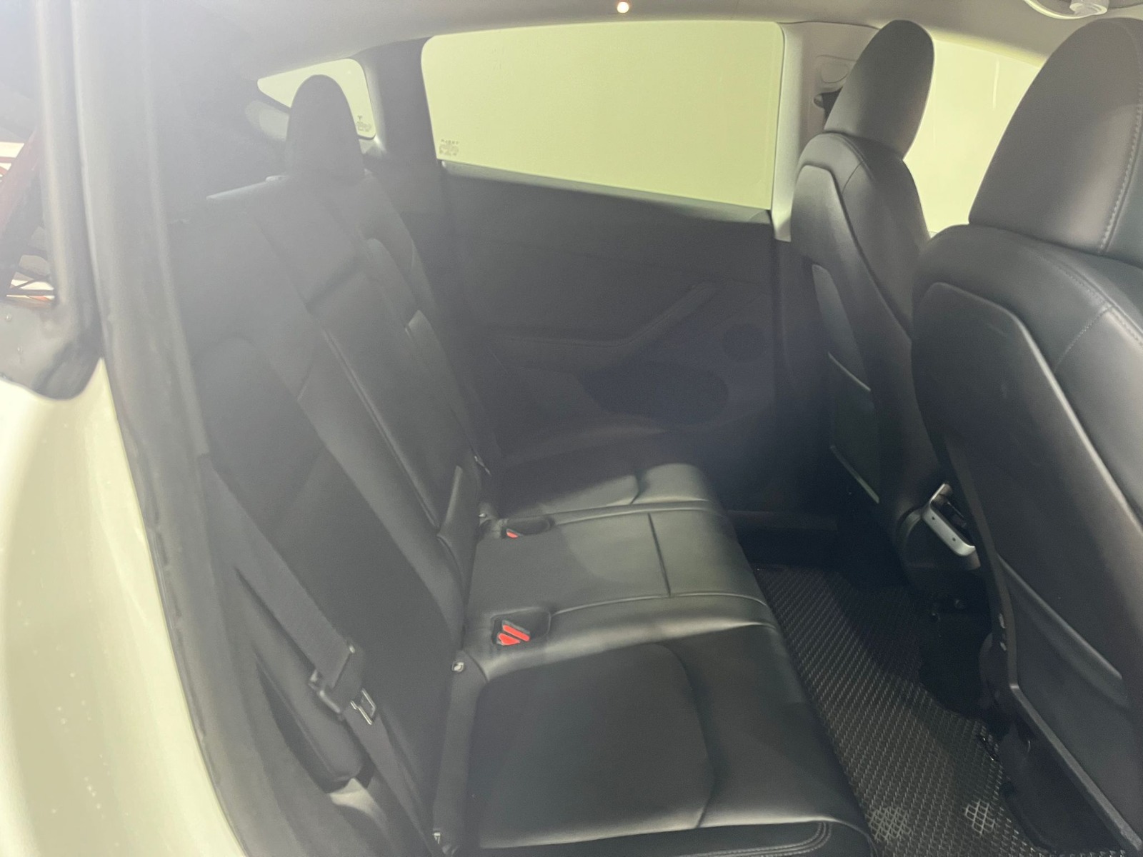 2023 Elektrik Otomatik Tesla Model Y Beyaz Gürel Tasarım Aksesuar Otomotiv San. Tic. Ltd. Şti.