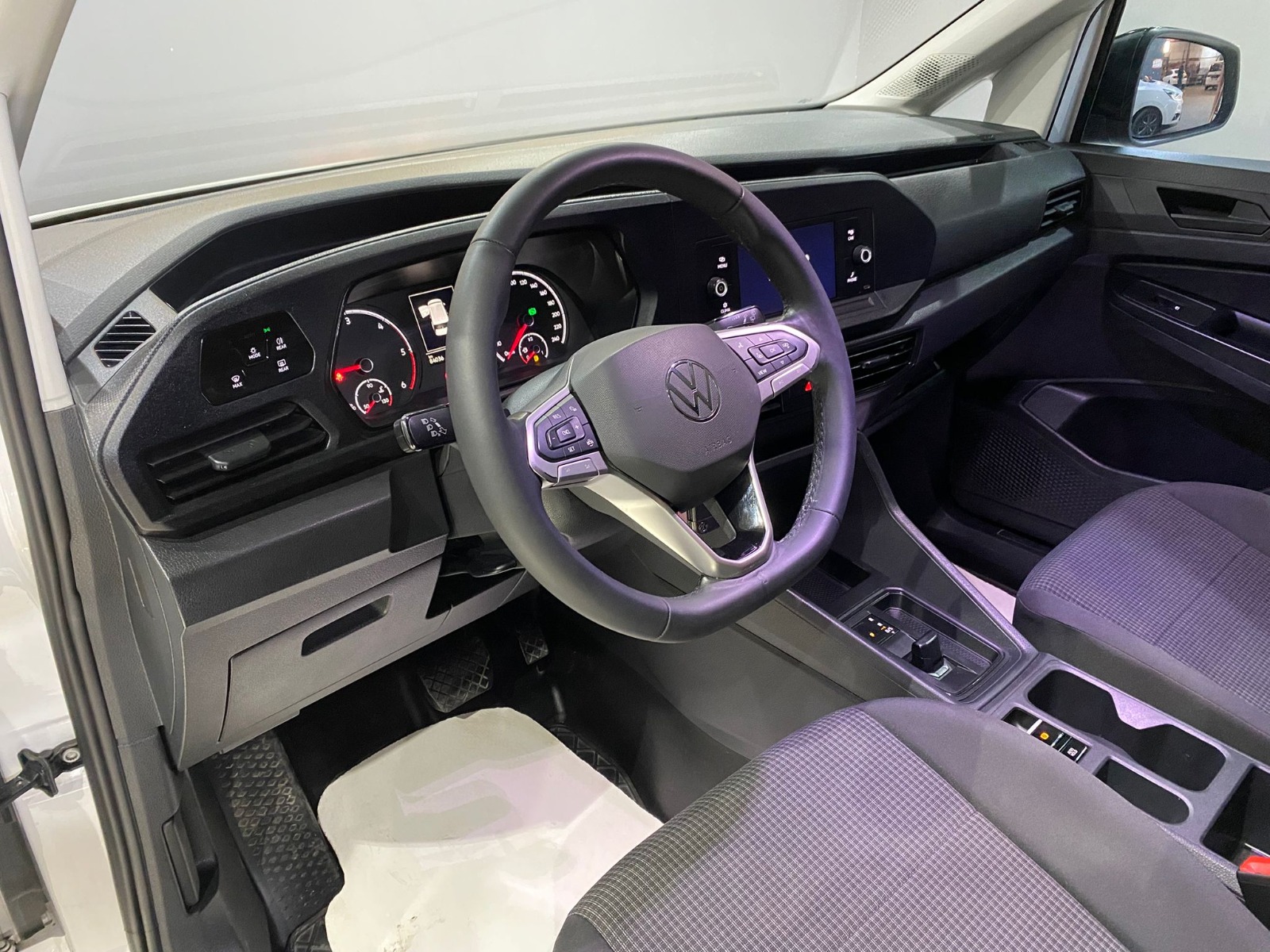 2022 Dizel Otomatik Volkswagen Caddy Beyaz Gürel Tasarım Aksesuar Otomotiv San. Tic. Ltd. Şti.