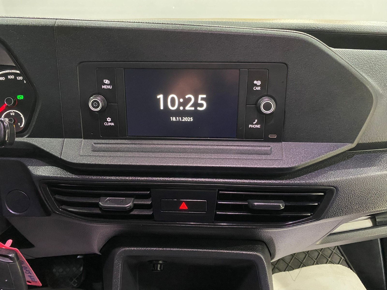 2022 Dizel Otomatik Volkswagen Caddy Beyaz Gürel Tasarım Aksesuar Otomotiv San. Tic. Ltd. Şti.