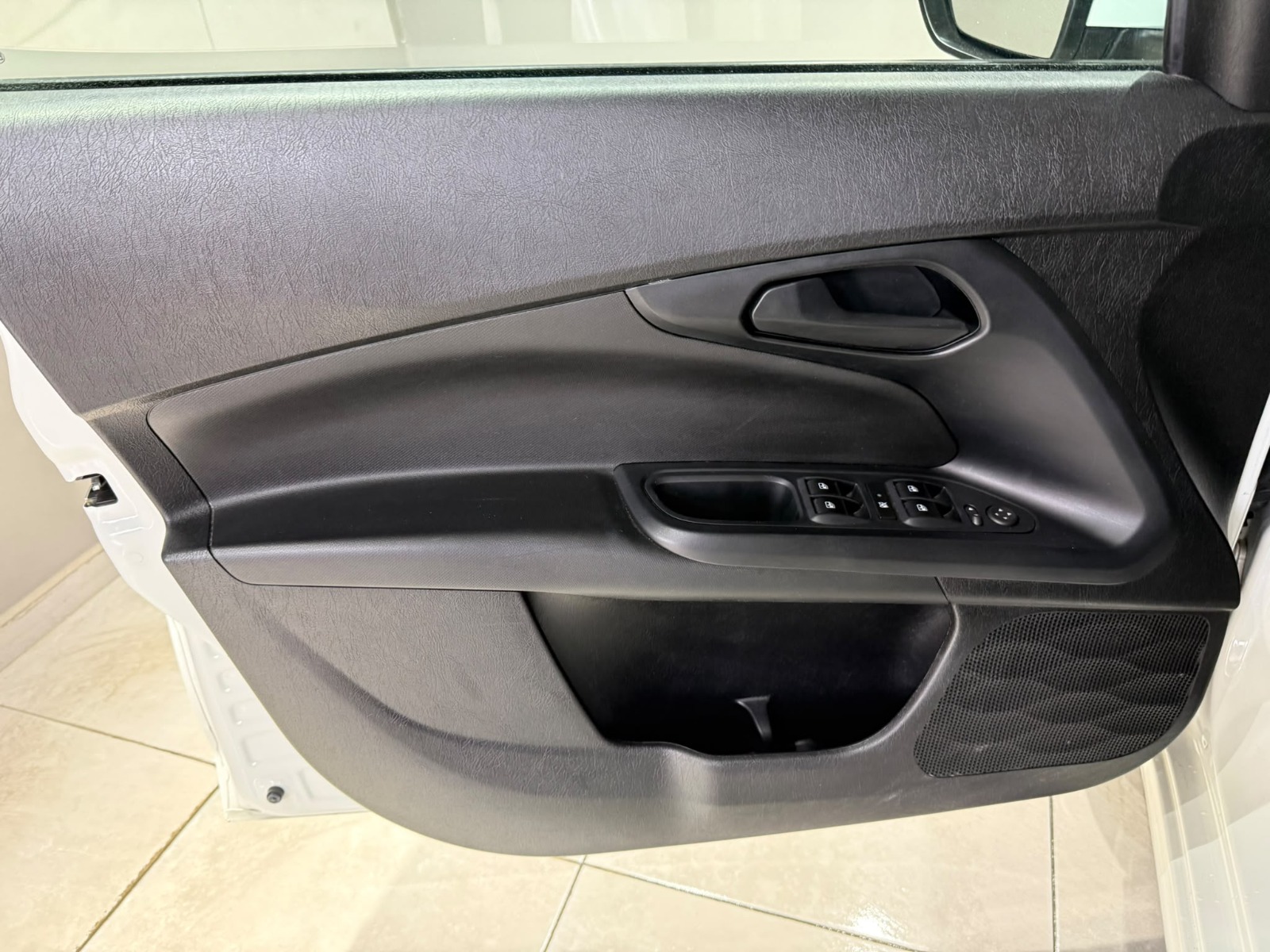 2023 Dizel Manuel Fiat Egea Beyaz Gürel Tasarım Aksesuar Otomotiv San. Tic. Ltd. Şti.