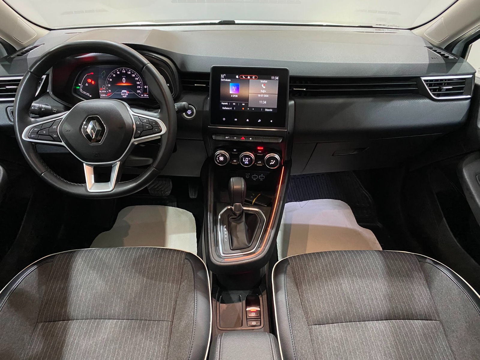 2023 Benzin Otomatik Renault Clio Beyaz Gürel Tasarım Aksesuar Otomotiv San. Tic. Ltd. Şti.