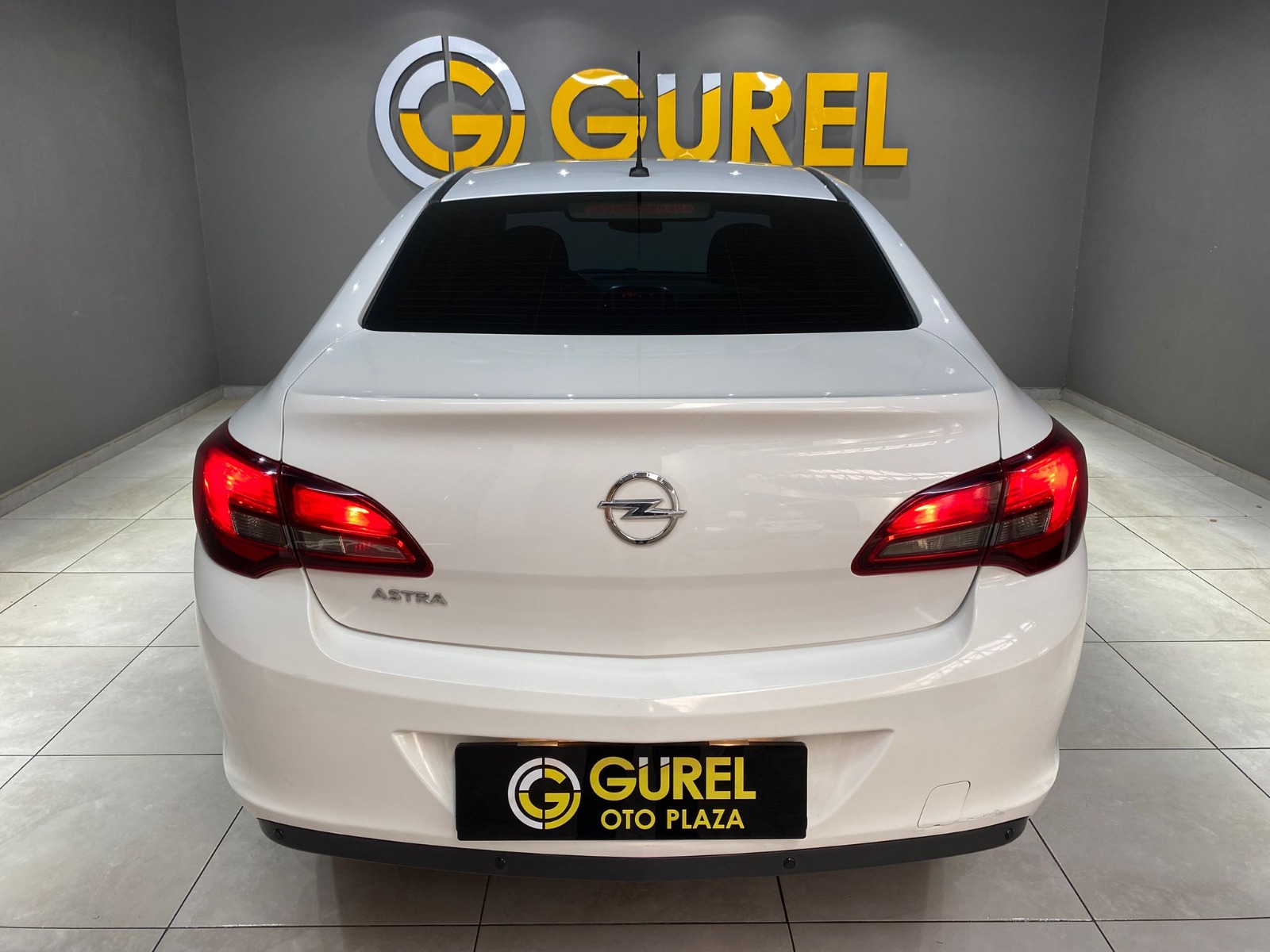 2016 Benzin + LPG Manuel Opel Astra Beyaz Gürel Tasarım Aksesuar Otomotiv San. Tic. Ltd. Şti.