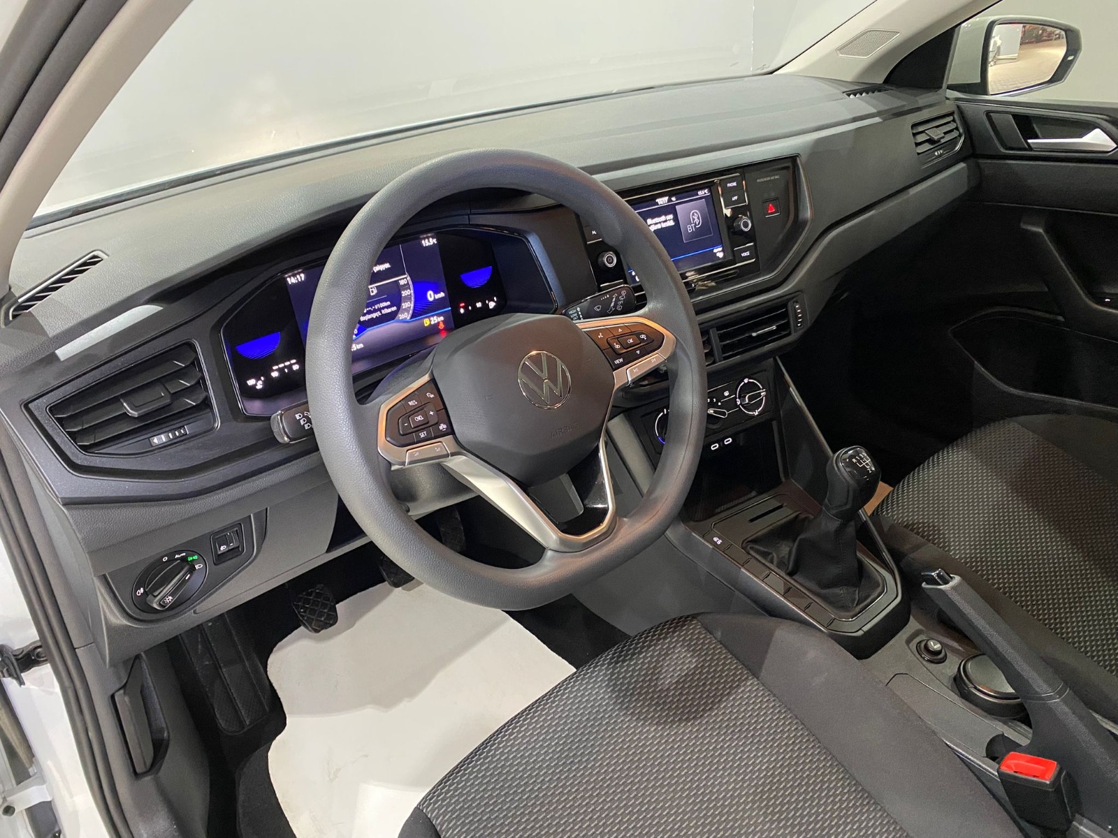 2023 Benzin Manuel Volkswagen Polo Beyaz Gürel Tasarım Aksesuar Otomotiv San. Tic. Ltd. Şti.