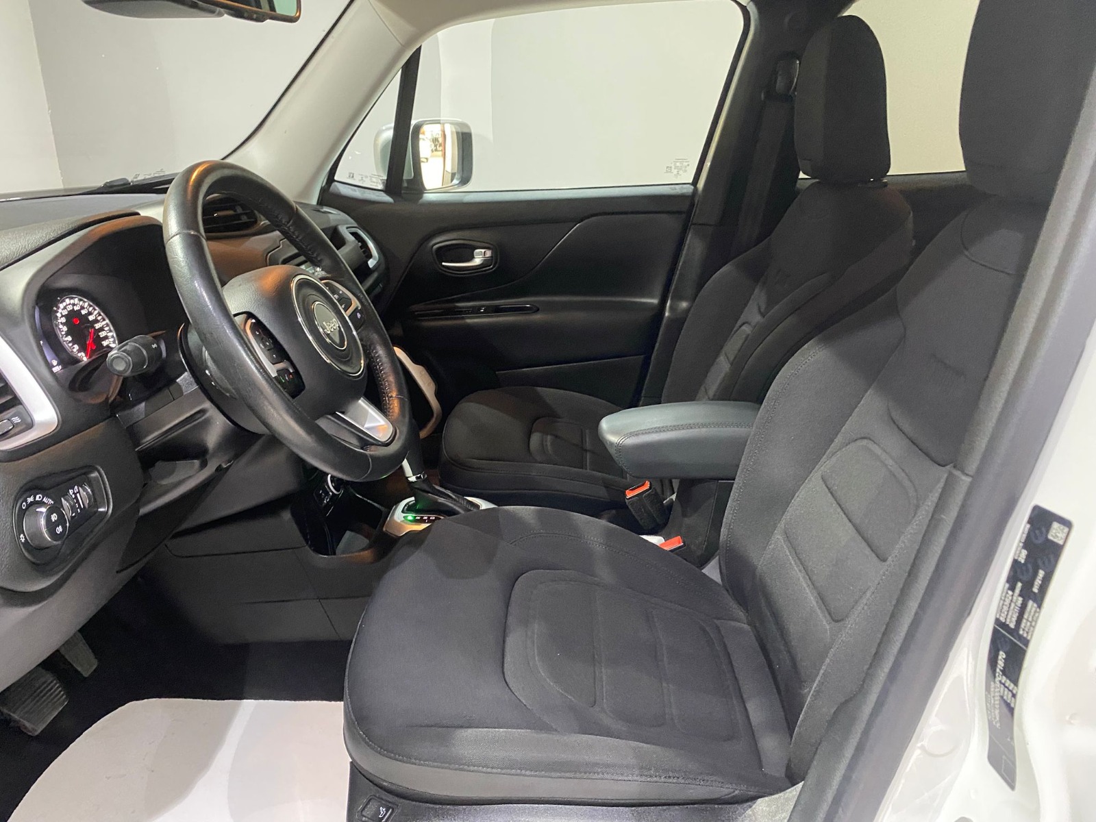 2015 Benzin Otomatik Jeep Renegade Beyaz Gürel Tasarım Aksesuar Otomotiv San. Tic. Ltd. Şti.