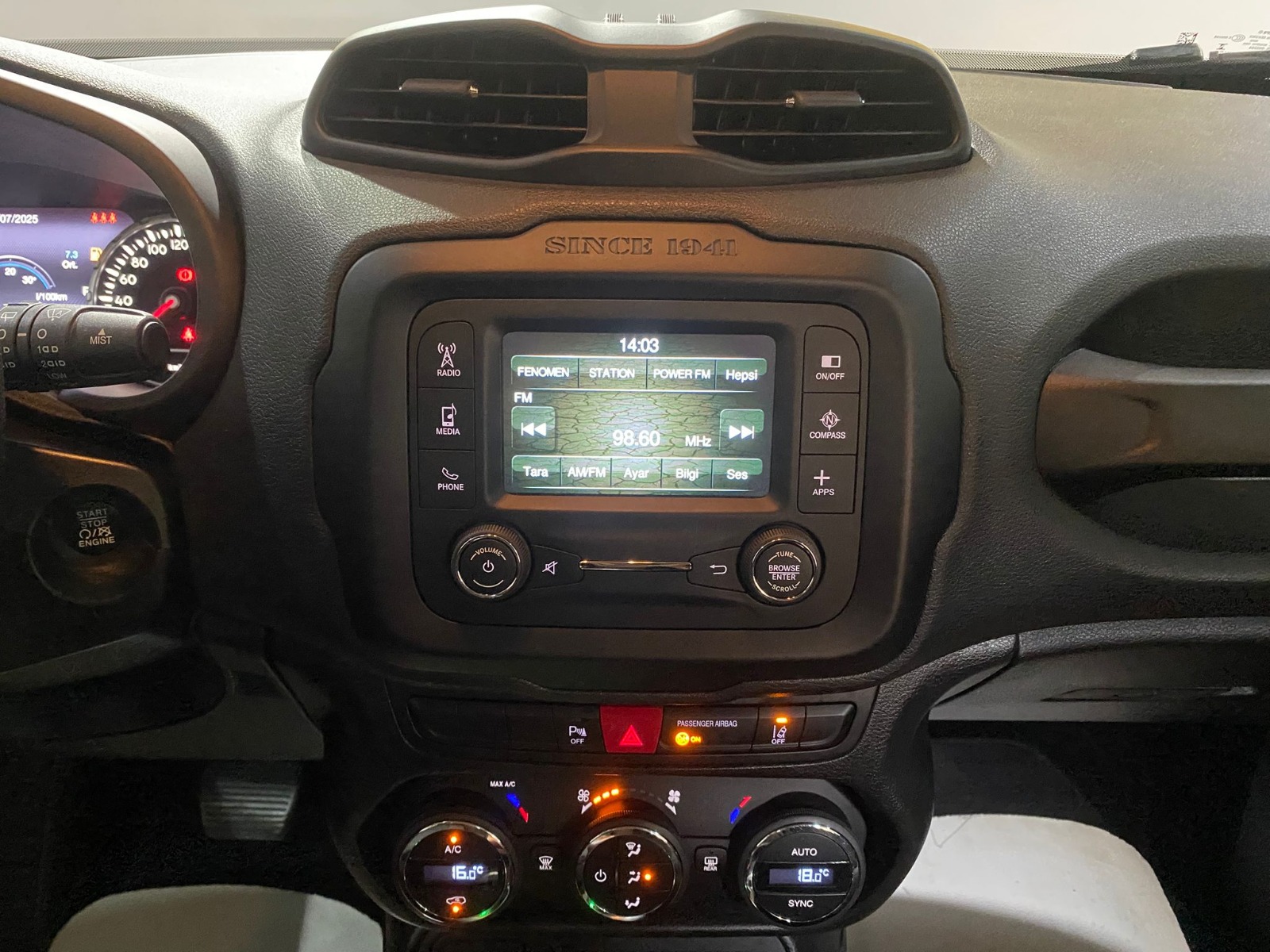 2015 Benzin Otomatik Jeep Renegade Beyaz Gürel Tasarım Aksesuar Otomotiv San. Tic. Ltd. Şti.