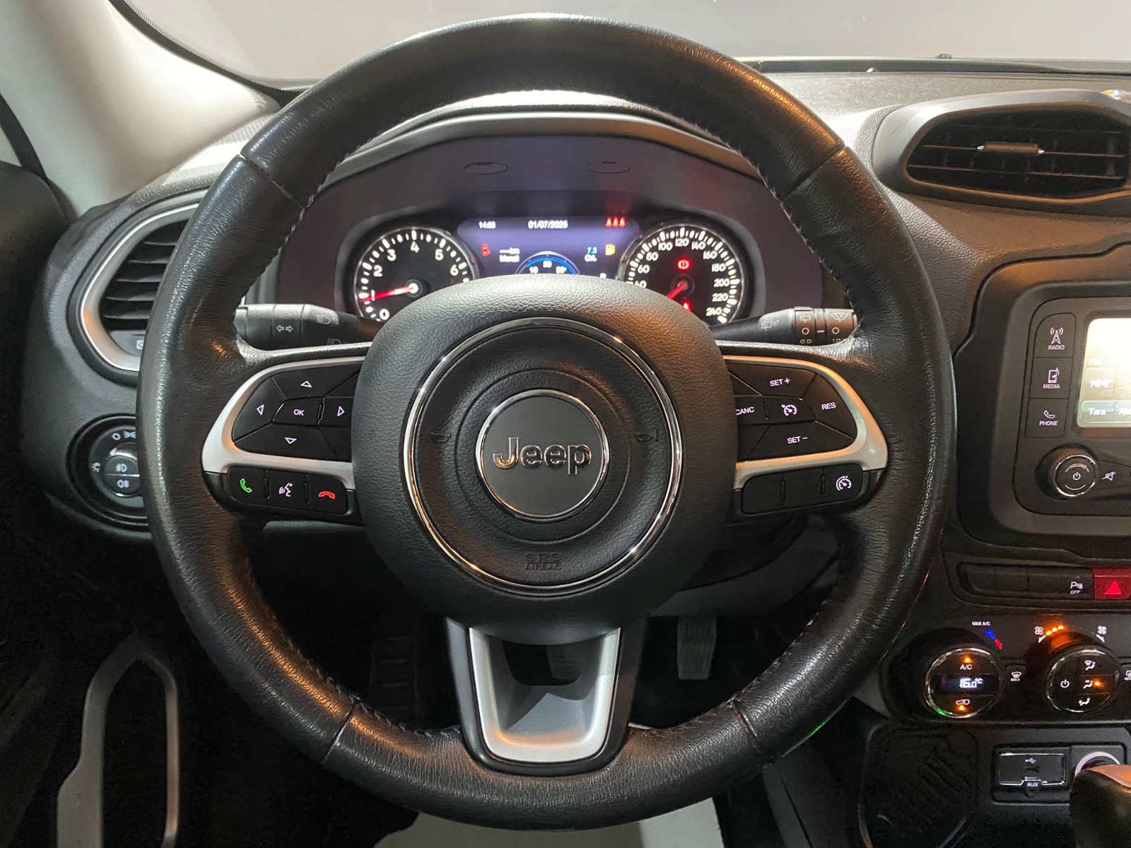 2015 Benzin Otomatik Jeep Renegade Beyaz Gürel Tasarım Aksesuar Otomotiv San. Tic. Ltd. Şti.