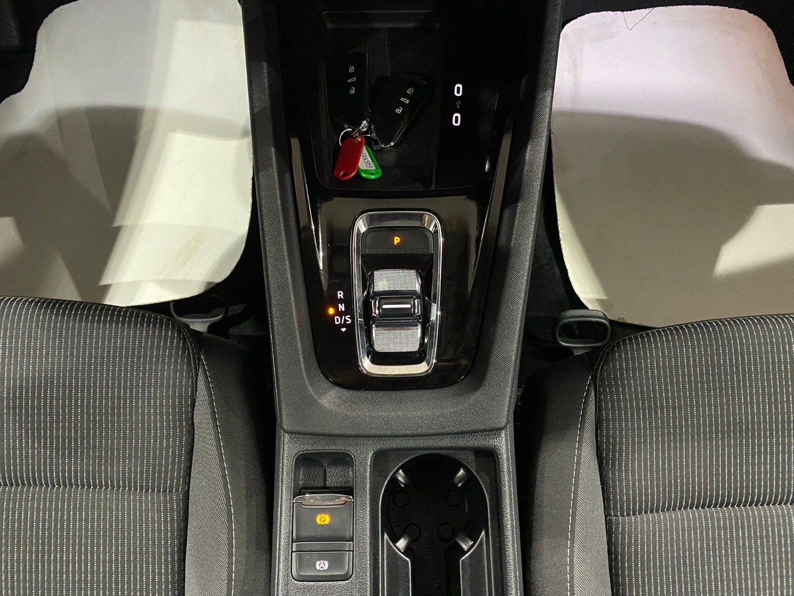 2022 Hybrid Otomatik Skoda Octavia Gri Gürel Tasarım Aksesuar Otomotiv San. Tic. Ltd. Şti.