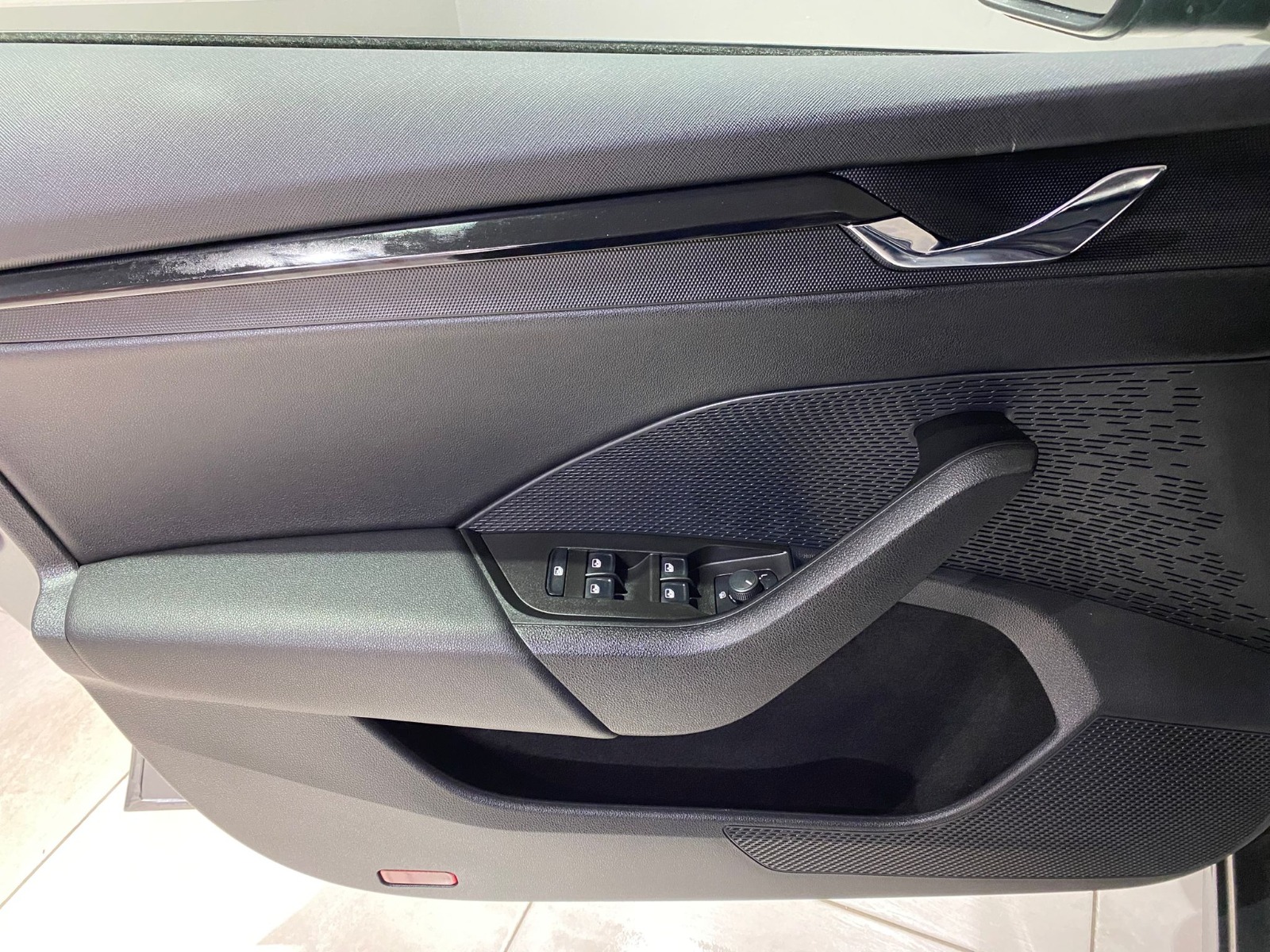 2022 Hybrid Otomatik Skoda Octavia Gri Gürel Tasarım Aksesuar Otomotiv San. Tic. Ltd. Şti.