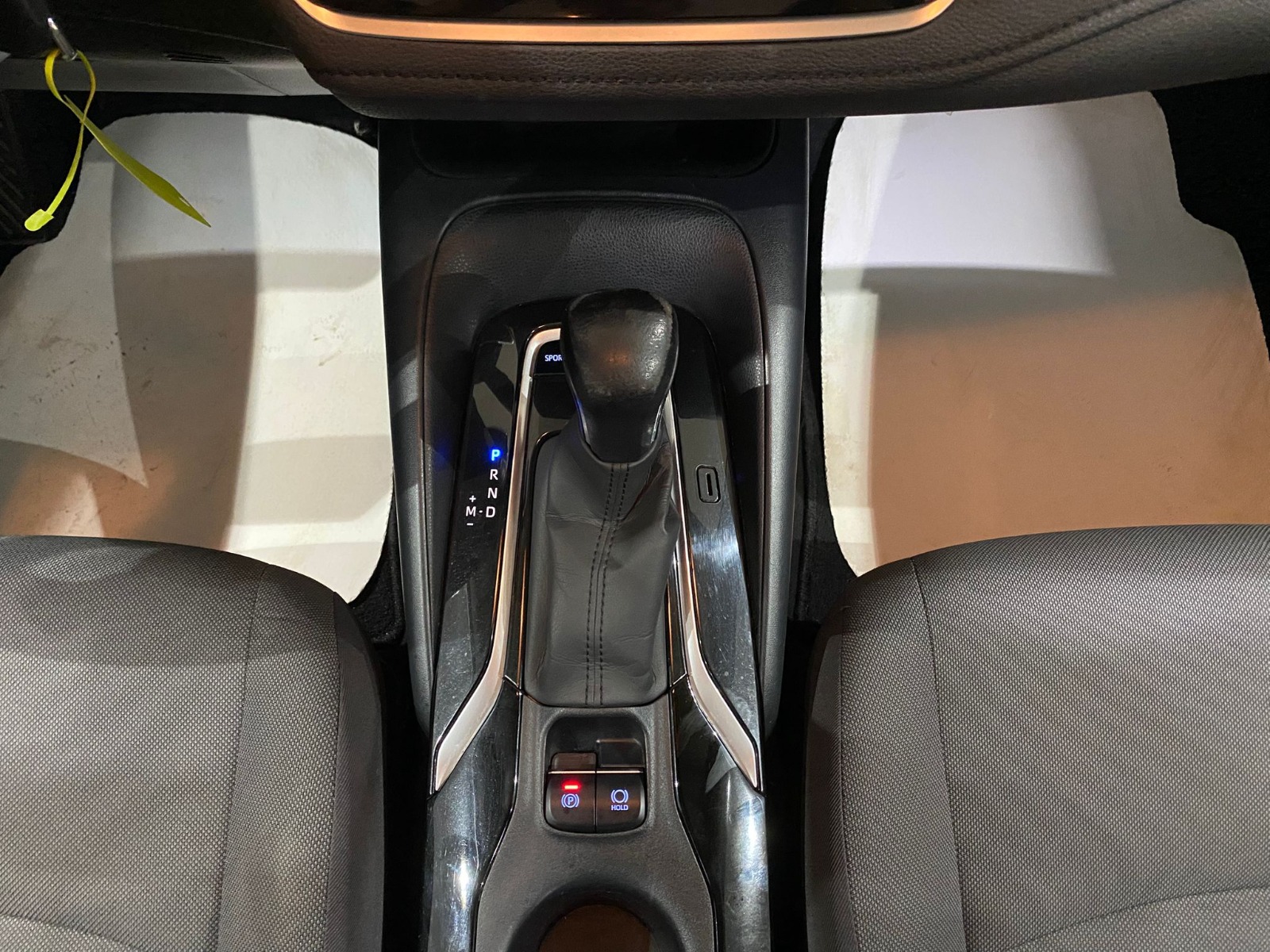 2021 Benzin Otomatik Toyota Corolla Gri Gürel Tasarım Aksesuar Otomotiv San. Tic. Ltd. Şti.