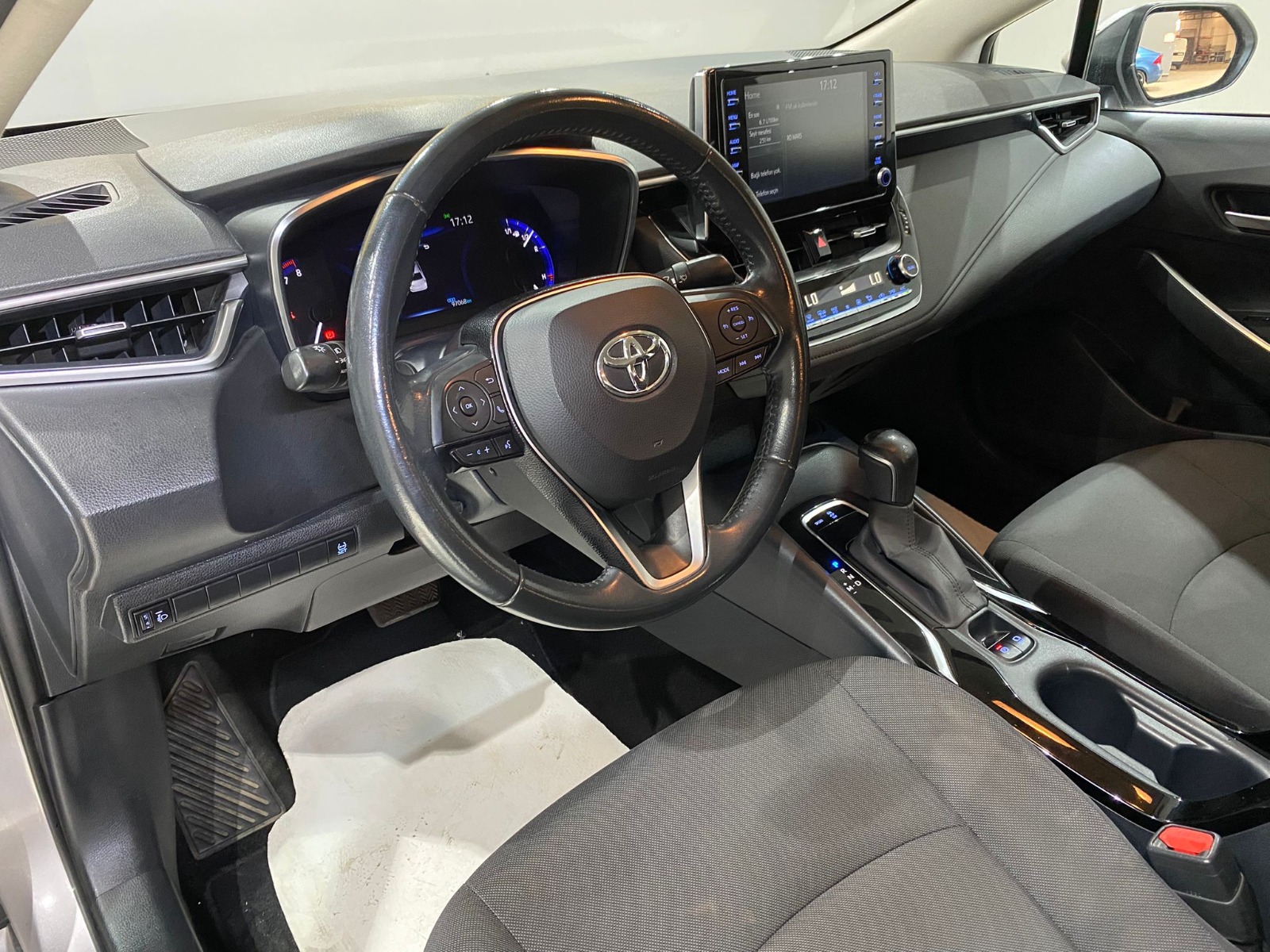 2021 Benzin Otomatik Toyota Corolla Gri Gürel Tasarım Aksesuar Otomotiv San. Tic. Ltd. Şti.
