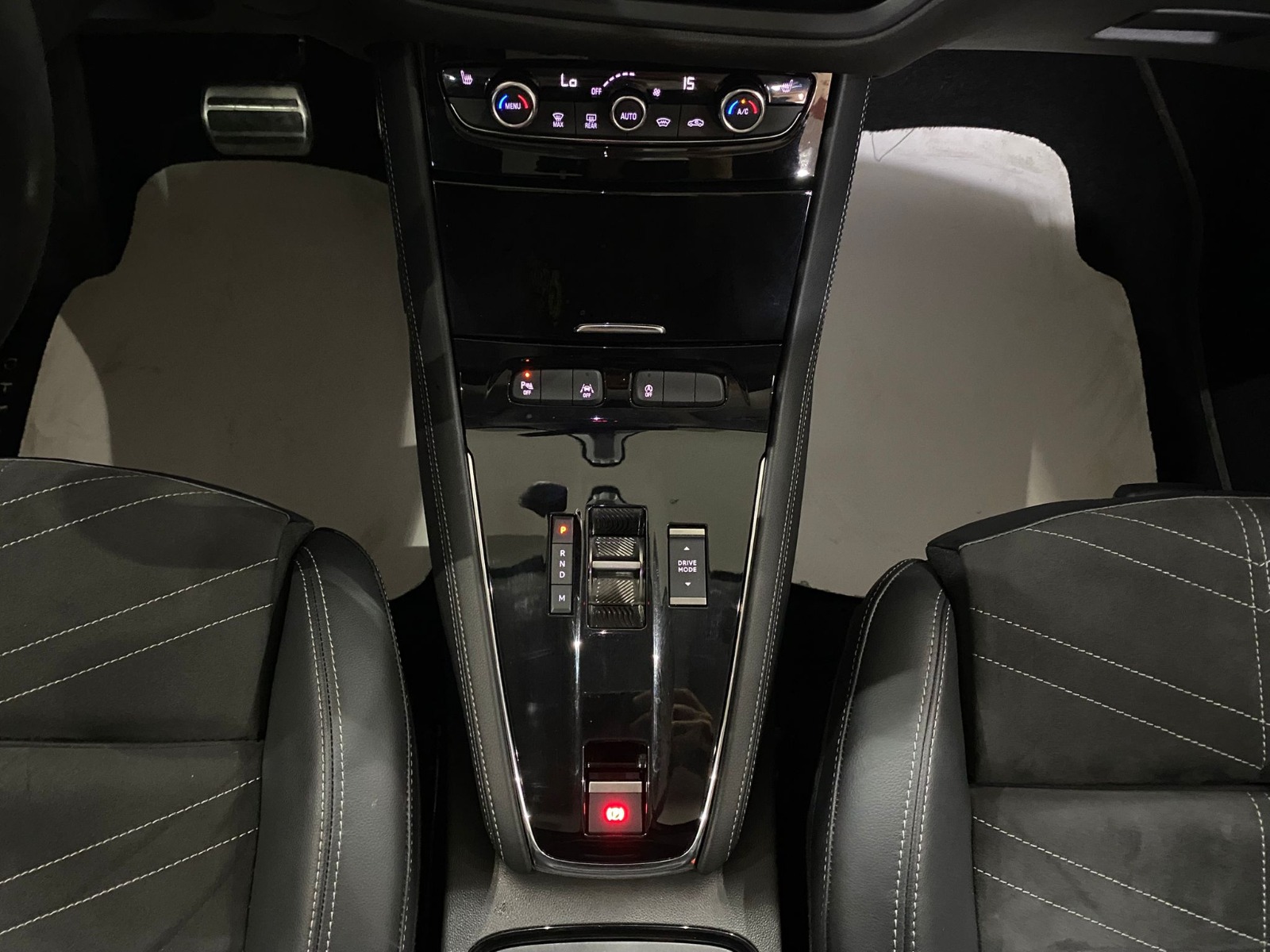 2023 Benzin Otomatik Opel Grandland Gri Gürel Tasarım Aksesuar Otomotiv San. Tic. Ltd. Şti.