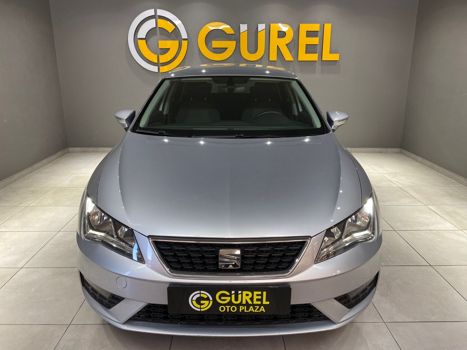 2017 Benzin Manuel Seat Leon Gümüş Gri Gürel Tasarım Aksesuar Otomotiv San. Tic. Ltd. Şti.