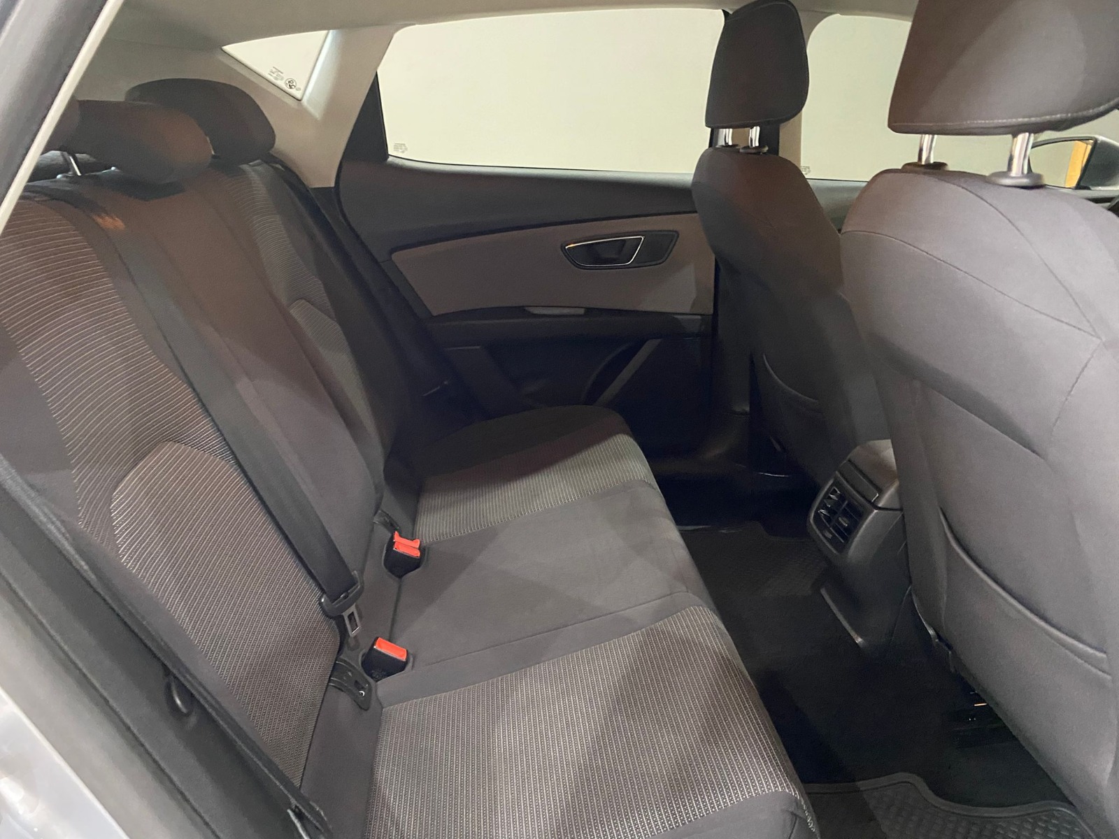 2017 Benzin Manuel Seat Leon Gümüş Gri Gürel Tasarım Aksesuar Otomotiv San. Tic. Ltd. Şti.