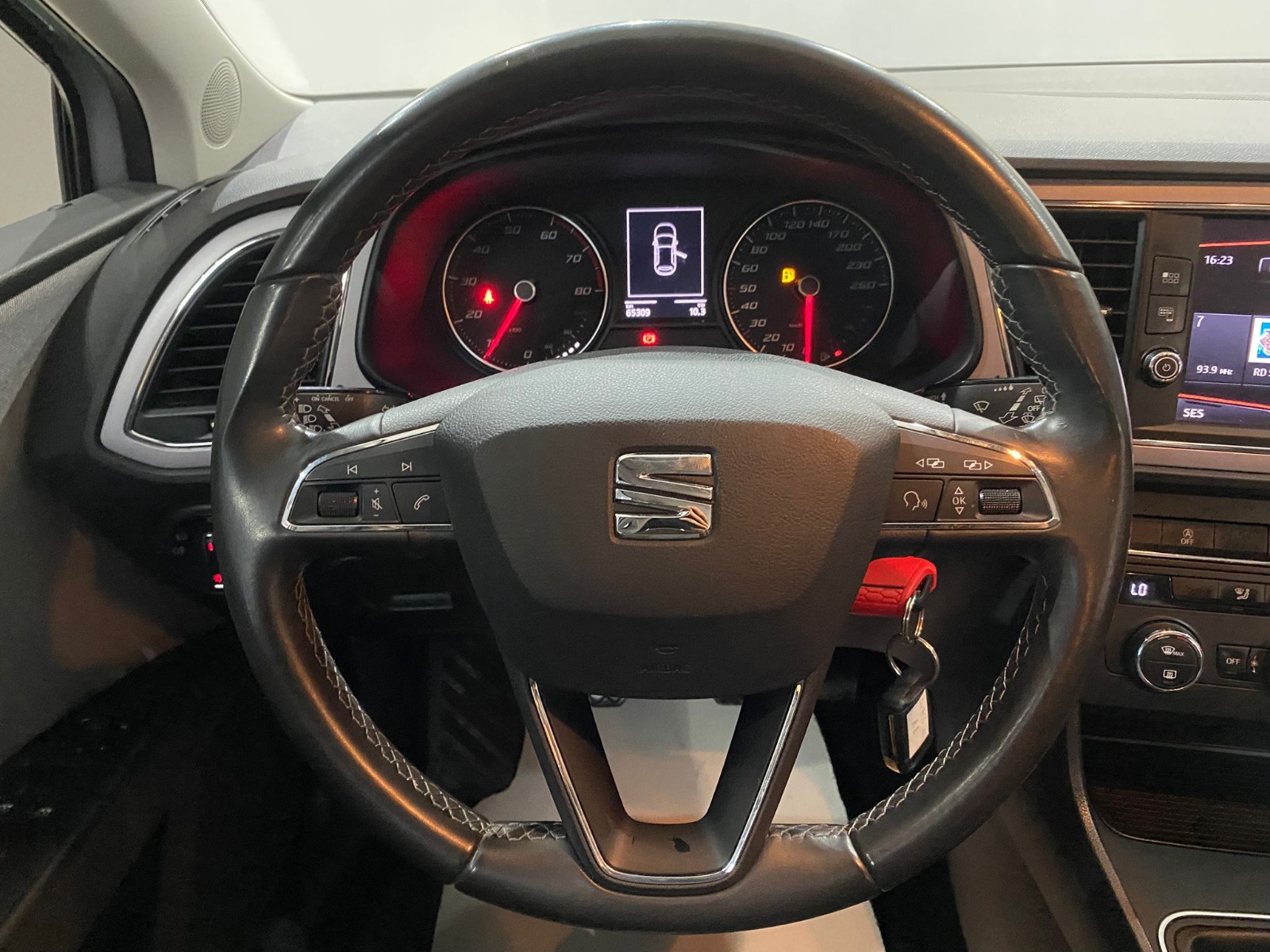 2017 Benzin Manuel Seat Leon Gümüş Gri Gürel Tasarım Aksesuar Otomotiv San. Tic. Ltd. Şti.