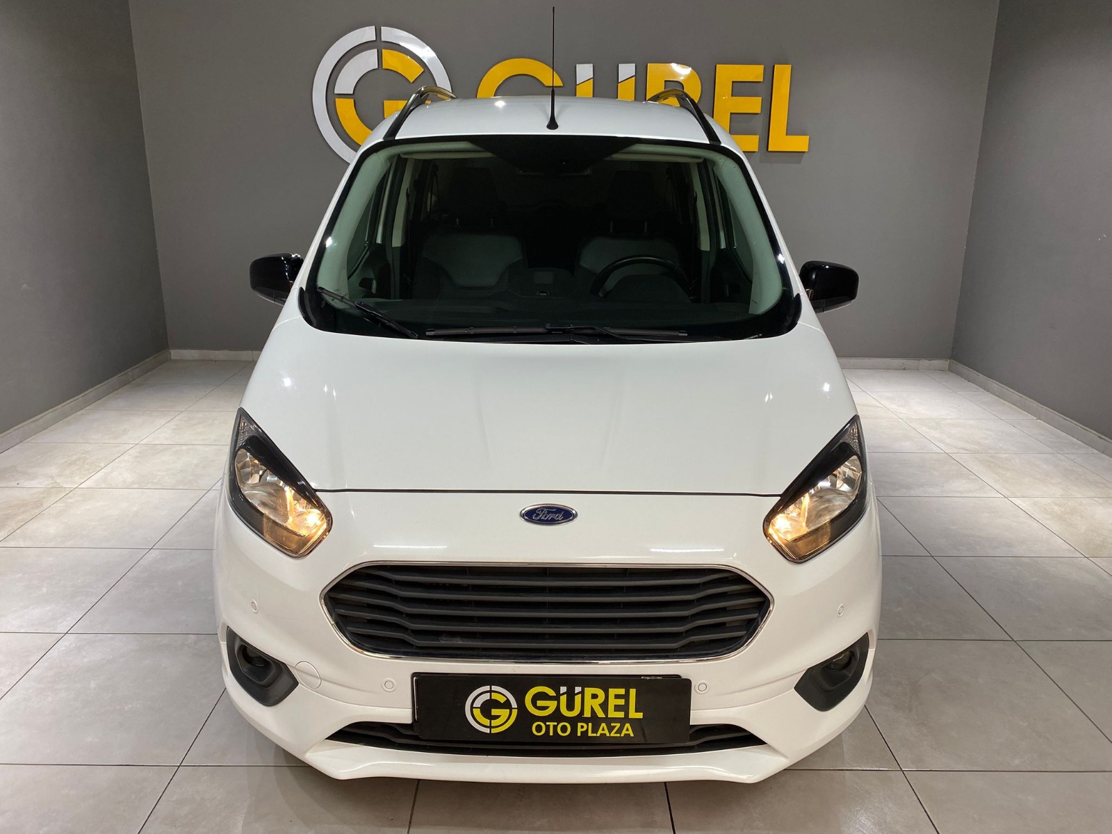 2023 Benzin Manuel Ford Tourneo Courier Beyaz Gürel Tasarım Aksesuar Otomotiv San. Tic. Ltd. Şti.