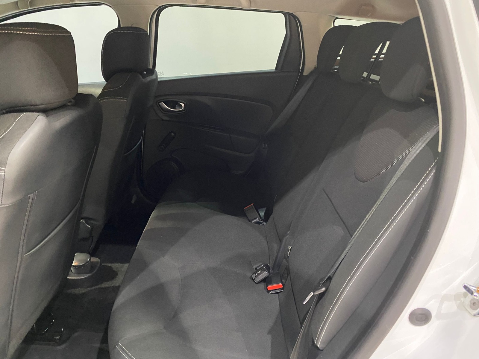 2020 Benzin Manuel Renault Clio Beyaz Gürel Tasarım Aksesuar Otomotiv San. Tic. Ltd. Şti.