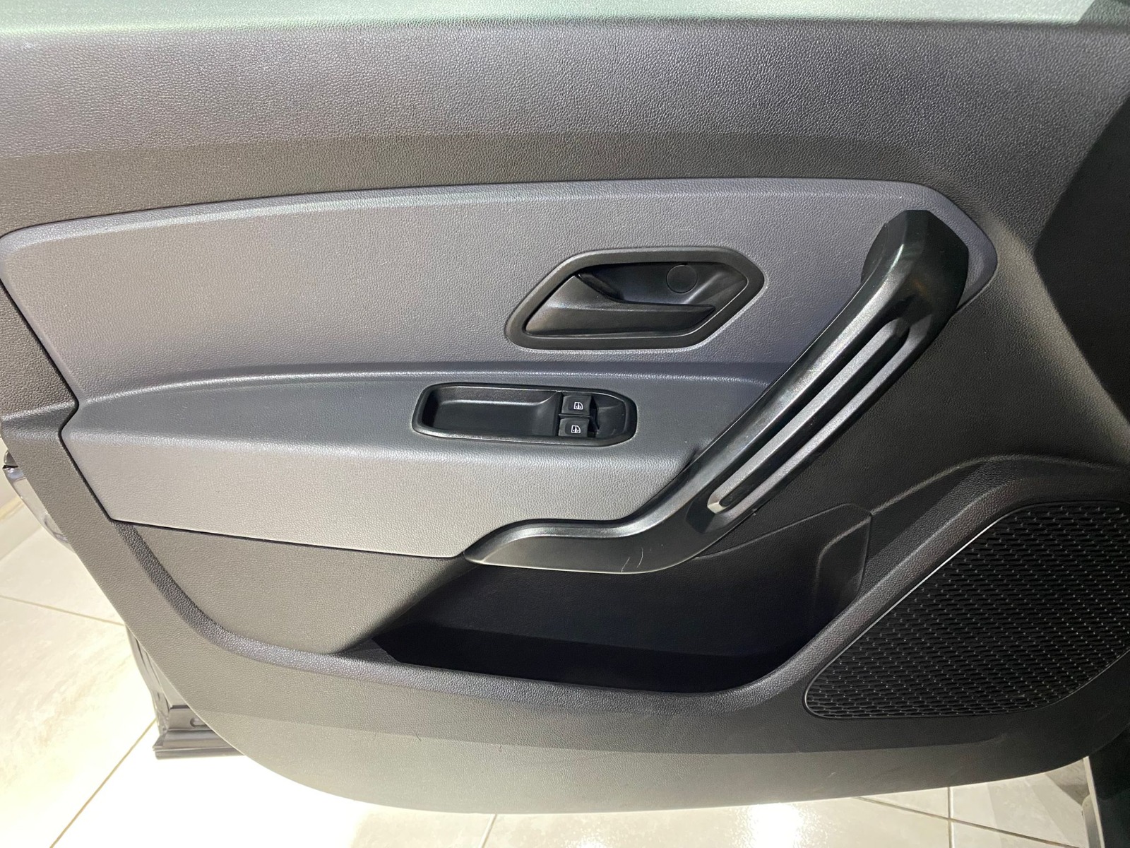 2022 Benzin Manuel Dacia Duster Gri Gürel Tasarım Aksesuar Otomotiv San. Tic. Ltd. Şti.
