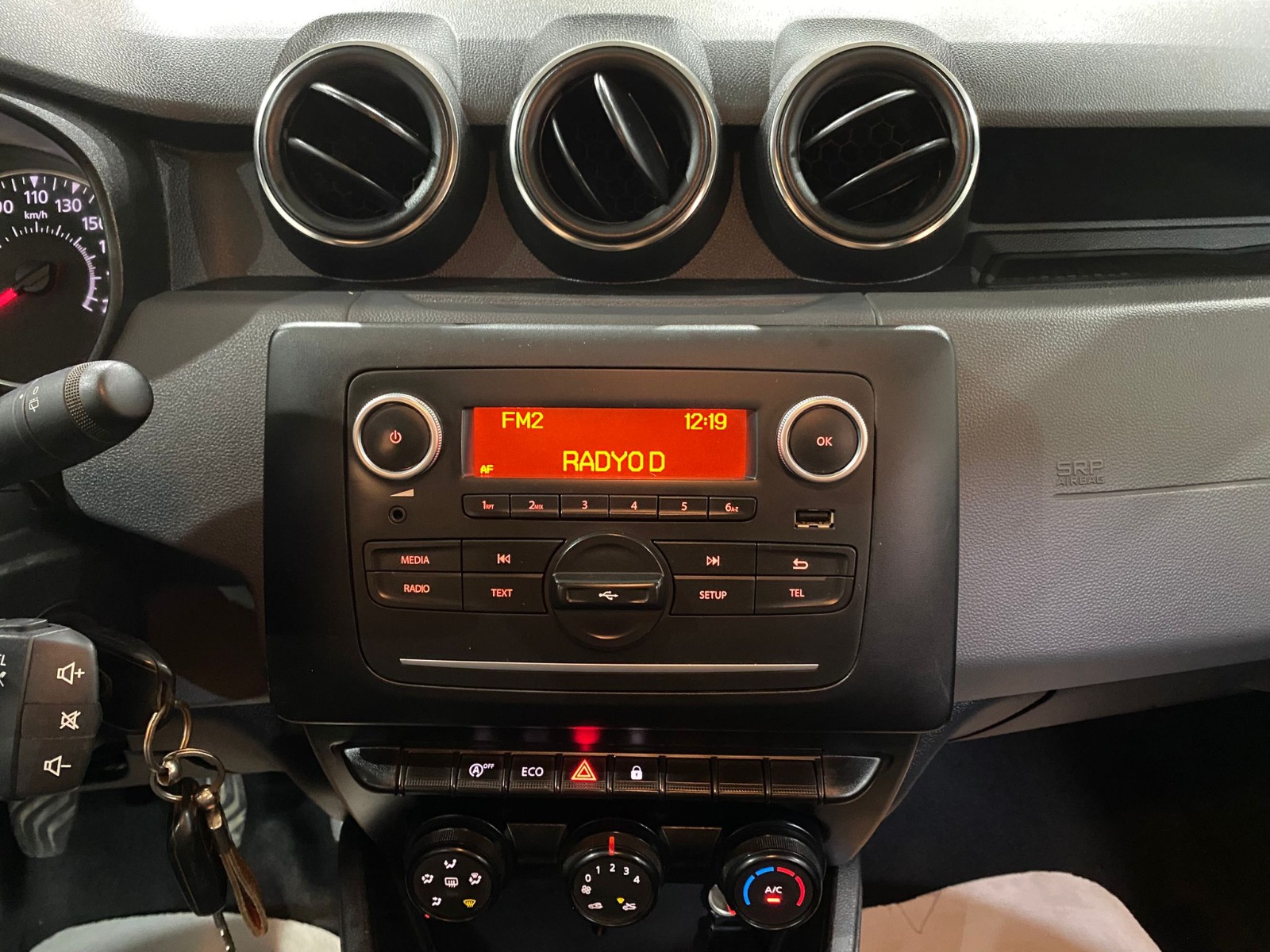 2022 Benzin Manuel Dacia Duster Gri Gürel Tasarım Aksesuar Otomotiv San. Tic. Ltd. Şti.