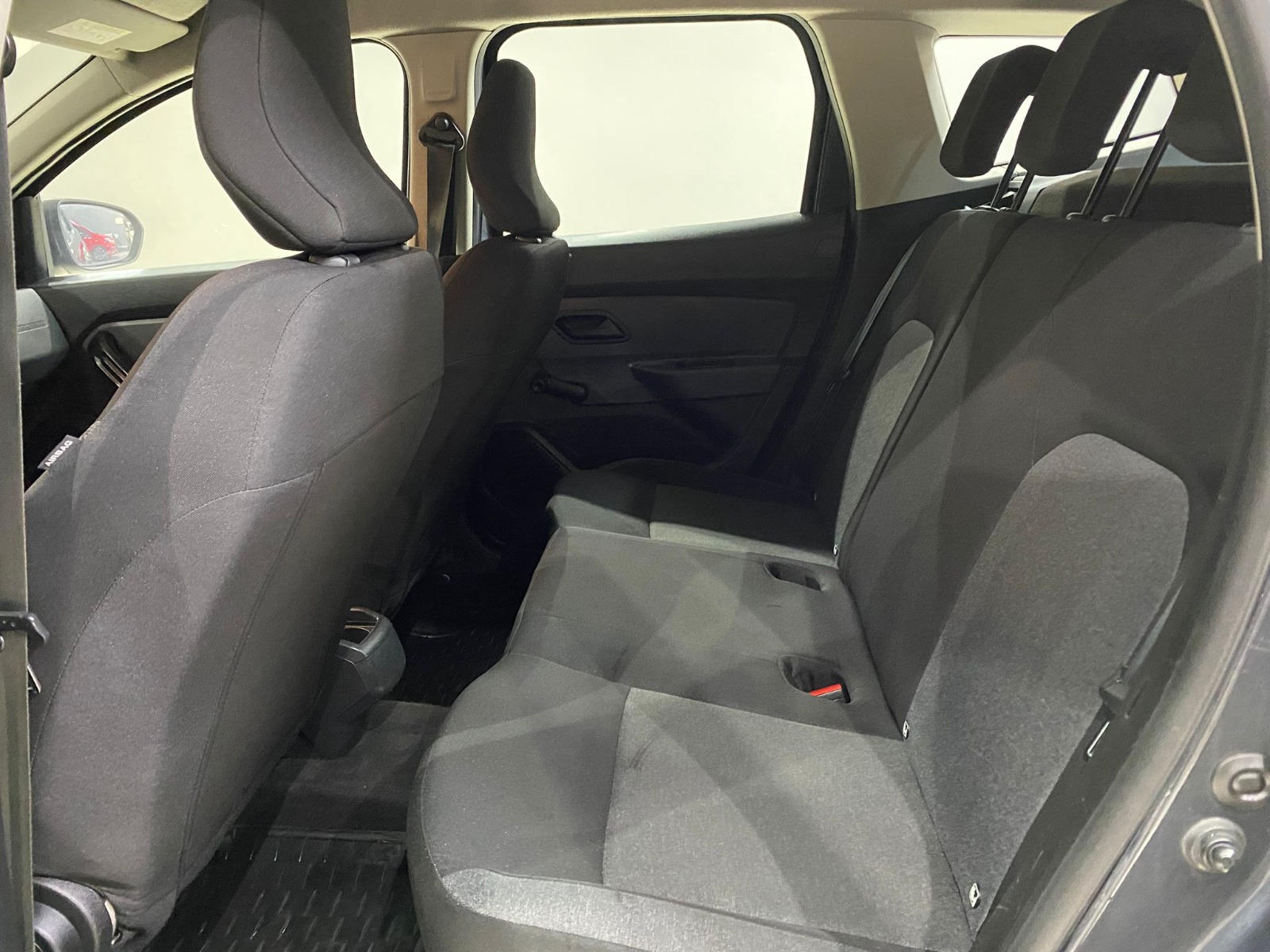 2022 Benzin Manuel Dacia Duster Gri Gürel Tasarım Aksesuar Otomotiv San. Tic. Ltd. Şti.