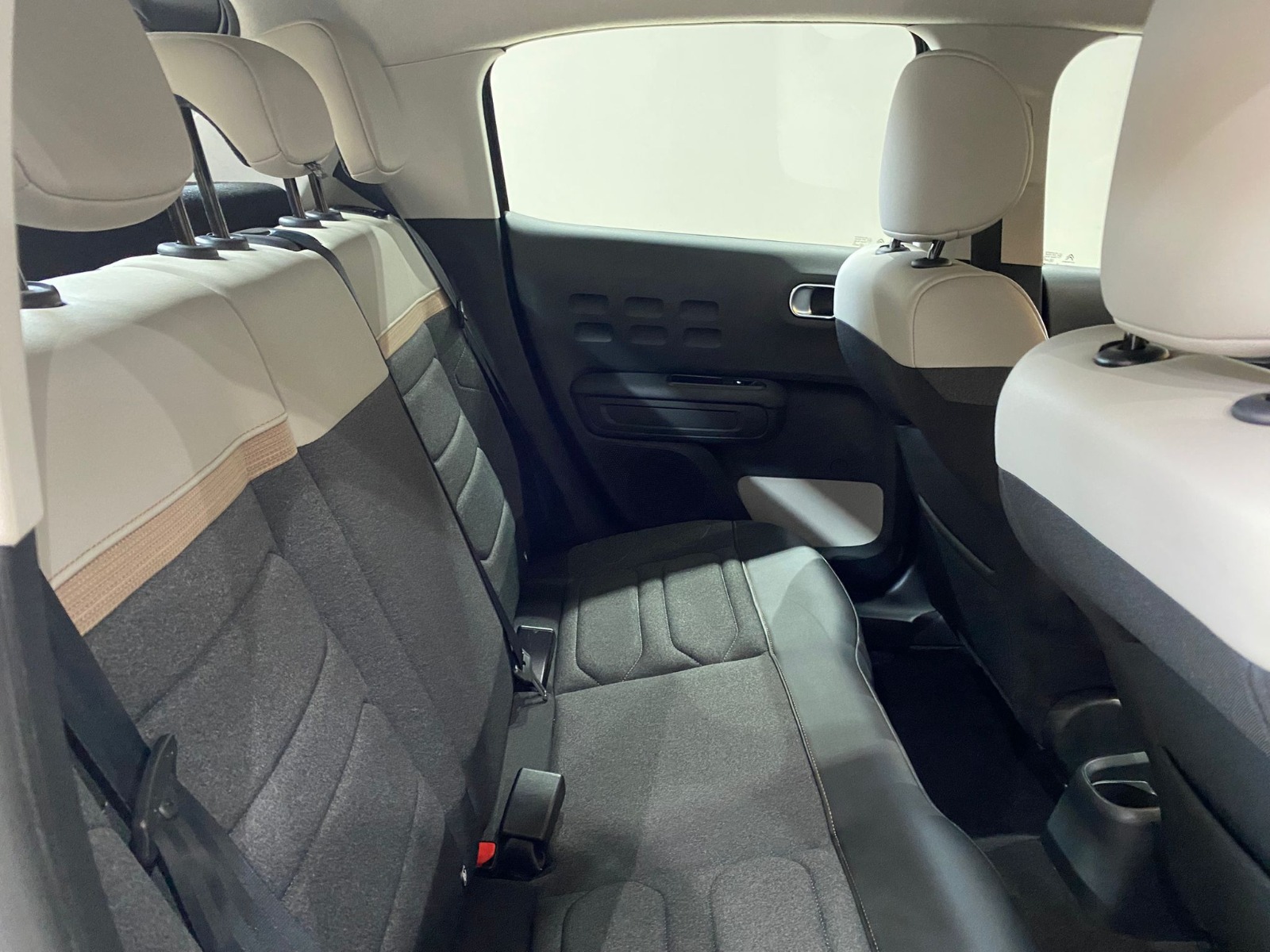 2023 Benzin Otomatik Citroen C3 Gri Gürel Tasarım Aksesuar Otomotiv San. Tic. Ltd. Şti.