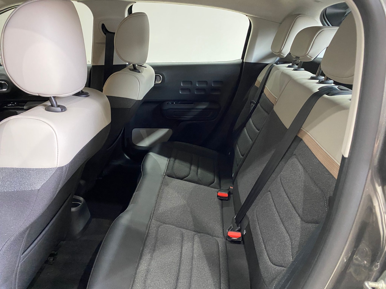 2023 Benzin Otomatik Citroen C3 Gri Gürel Tasarım Aksesuar Otomotiv San. Tic. Ltd. Şti.
