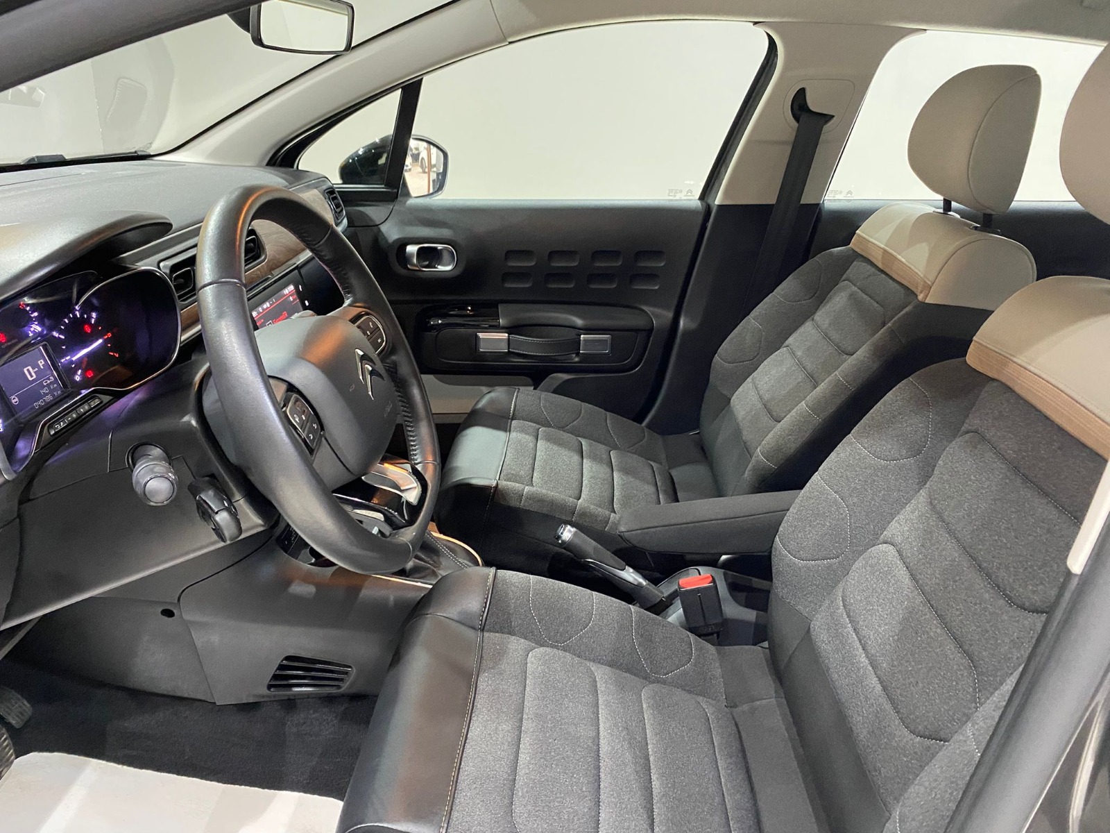 2023 Benzin Otomatik Citroen C3 Gri Gürel Tasarım Aksesuar Otomotiv San. Tic. Ltd. Şti.