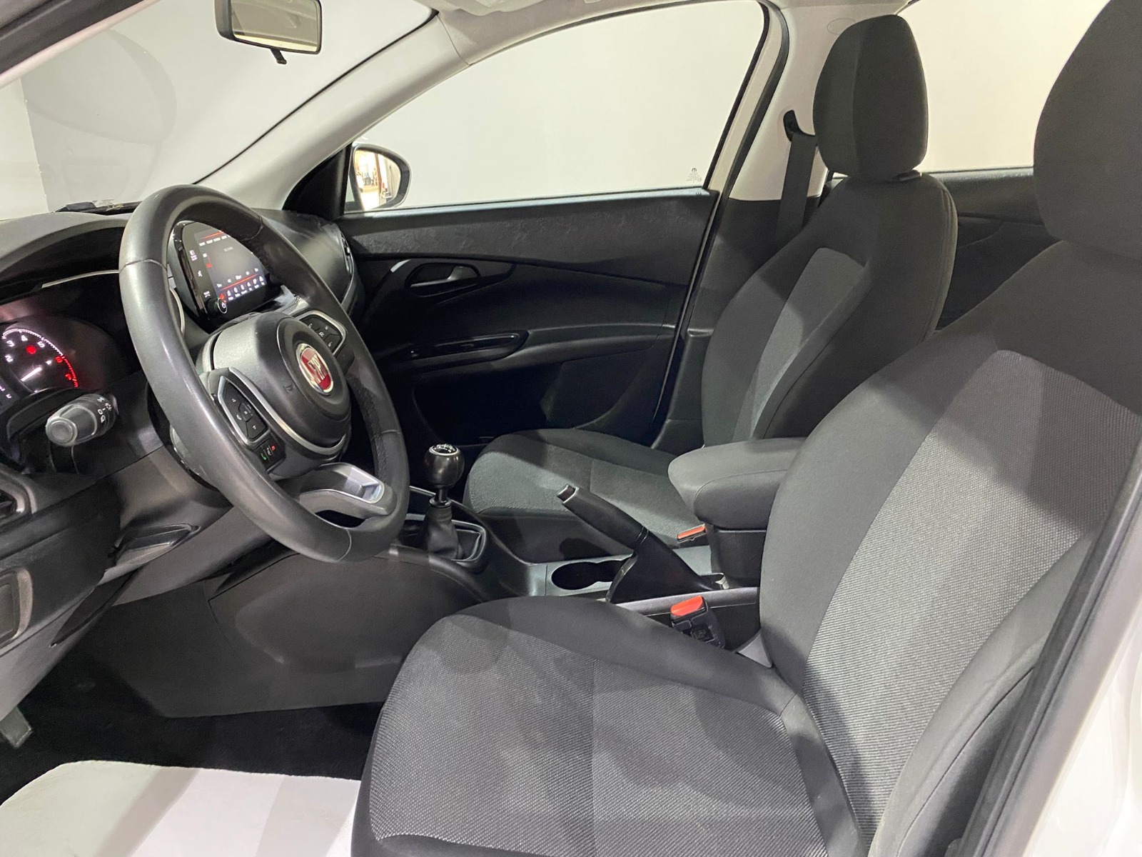 2023 Benzin Manuel Fiat Egea Beyaz Gürel Tasarım Aksesuar Otomotiv San. Tic. Ltd. Şti.
