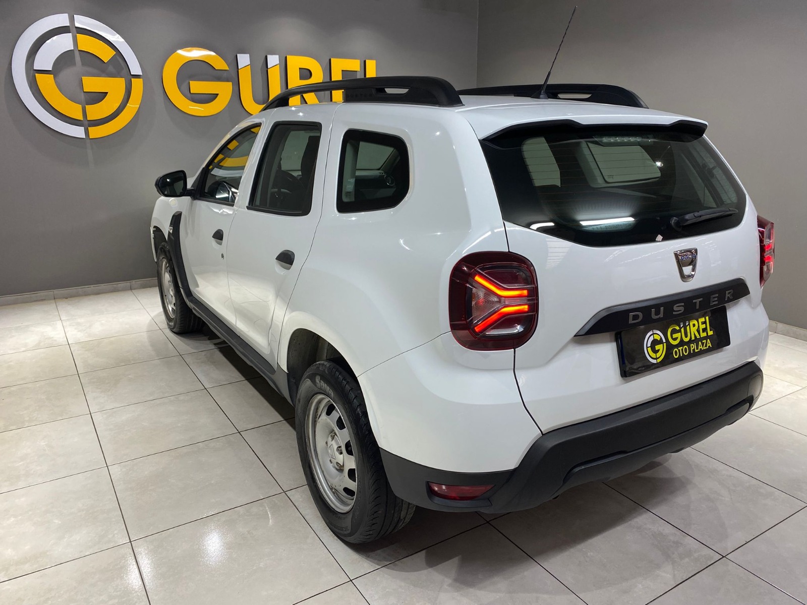 TaksitliOto.Net | 2.El Dacia Duster SUV 1.0 Tce ECO-G Comfort | Manuel & Benzin + LPG | Beyaz | İzmir.2el 2022 Benzin + LPG Manuel Dacia Duster Beyaz Gürel Tasarım Aksesuar Otomotiv San. Tic. Ltd. Şti.