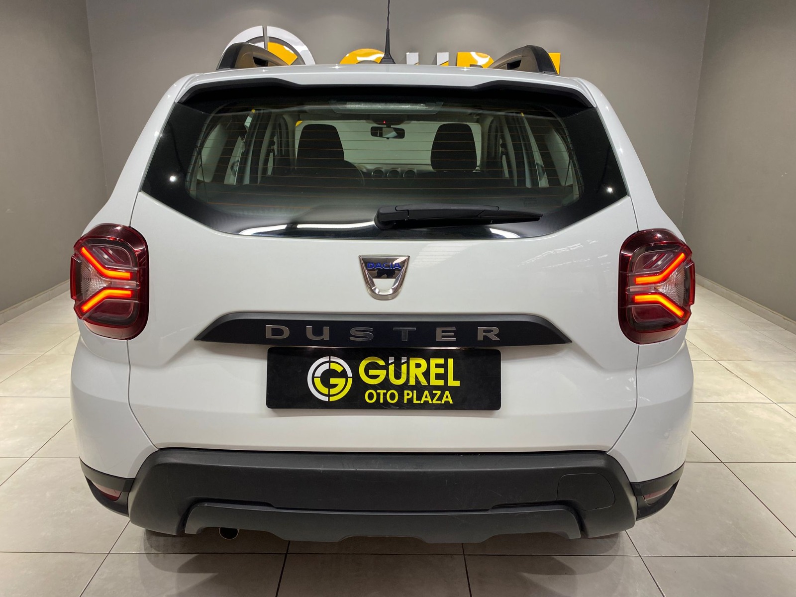 TaksitliOto.Net | 2.El Dacia Duster SUV 1.0 Tce ECO-G Comfort | Manuel & Benzin + LPG | Beyaz | İzmir.2el 2022 Benzin + LPG Manuel Dacia Duster Beyaz Gürel Tasarım Aksesuar Otomotiv San. Tic. Ltd. Şti.