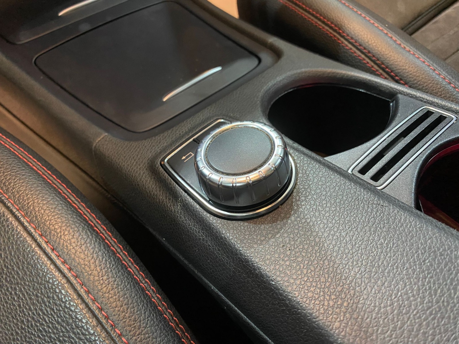 2016 Benzin Otomatik Mercedes-Benz CLA Beyaz Gürel Tasarım Aksesuar Otomotiv San. Tic. Ltd. Şti.