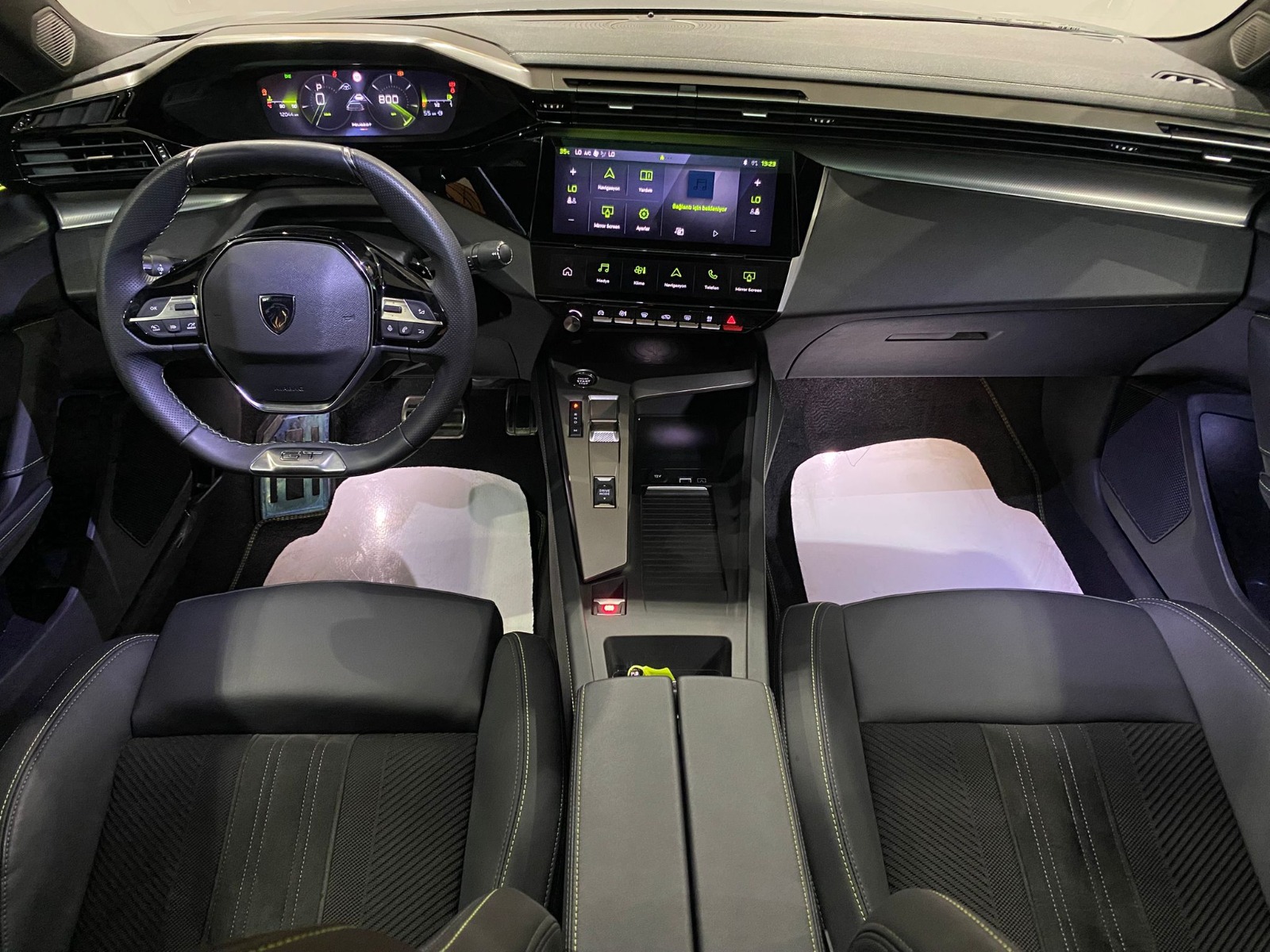 2024 Benzin Otomatik Peugeot 408 Gri Gürel Tasarım Aksesuar Otomotiv San. Tic. Ltd. Şti.