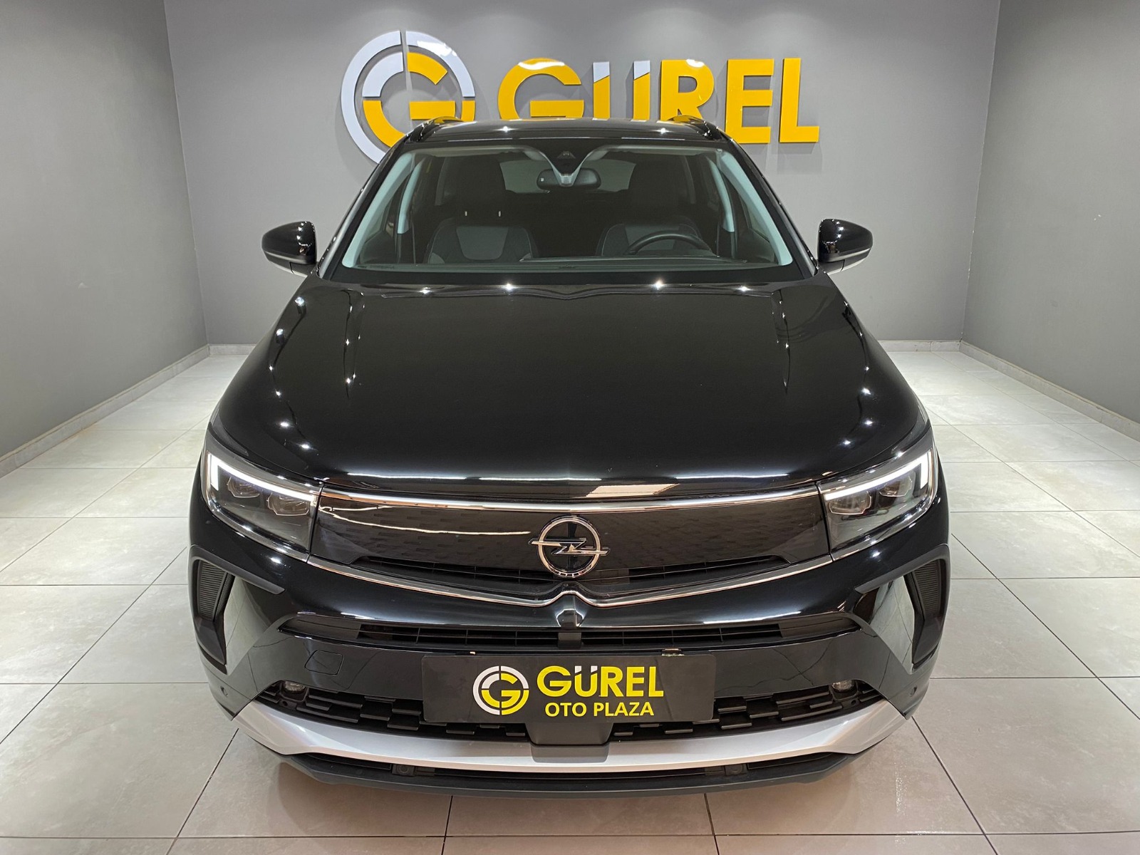 2022 Dizel Otomatik Opel Grandland Siyah Gürel Tasarım Aksesuar Otomotiv San. Tic. Ltd. Şti.