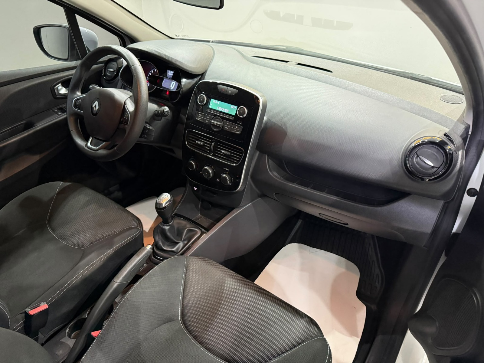 2020 Benzin Manuel Renault Clio Beyaz Gürel Tasarım Aksesuar Otomotiv San. Tic. Ltd. Şti.