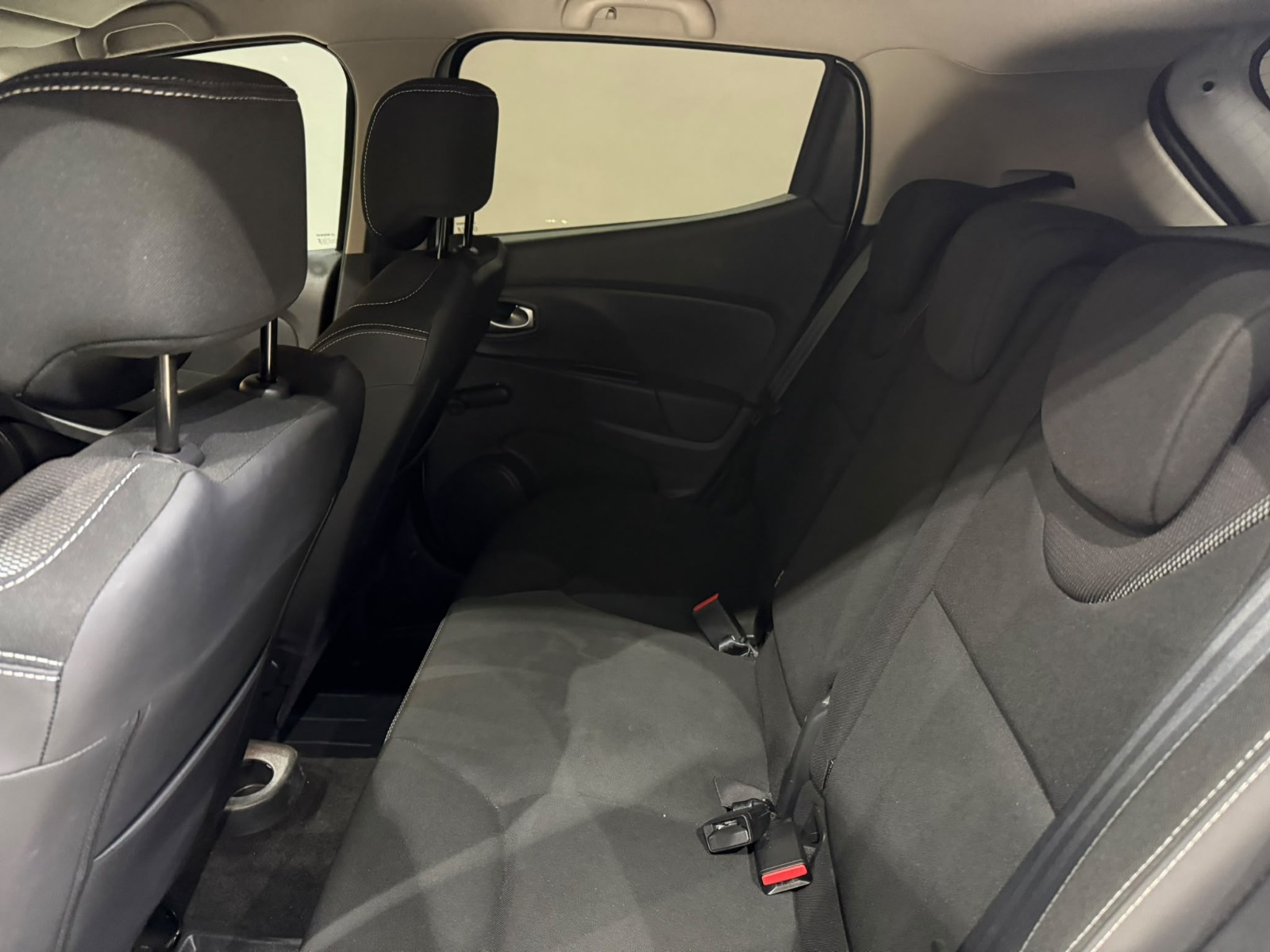 2020 Benzin Manuel Renault Clio Beyaz Gürel Tasarım Aksesuar Otomotiv San. Tic. Ltd. Şti.