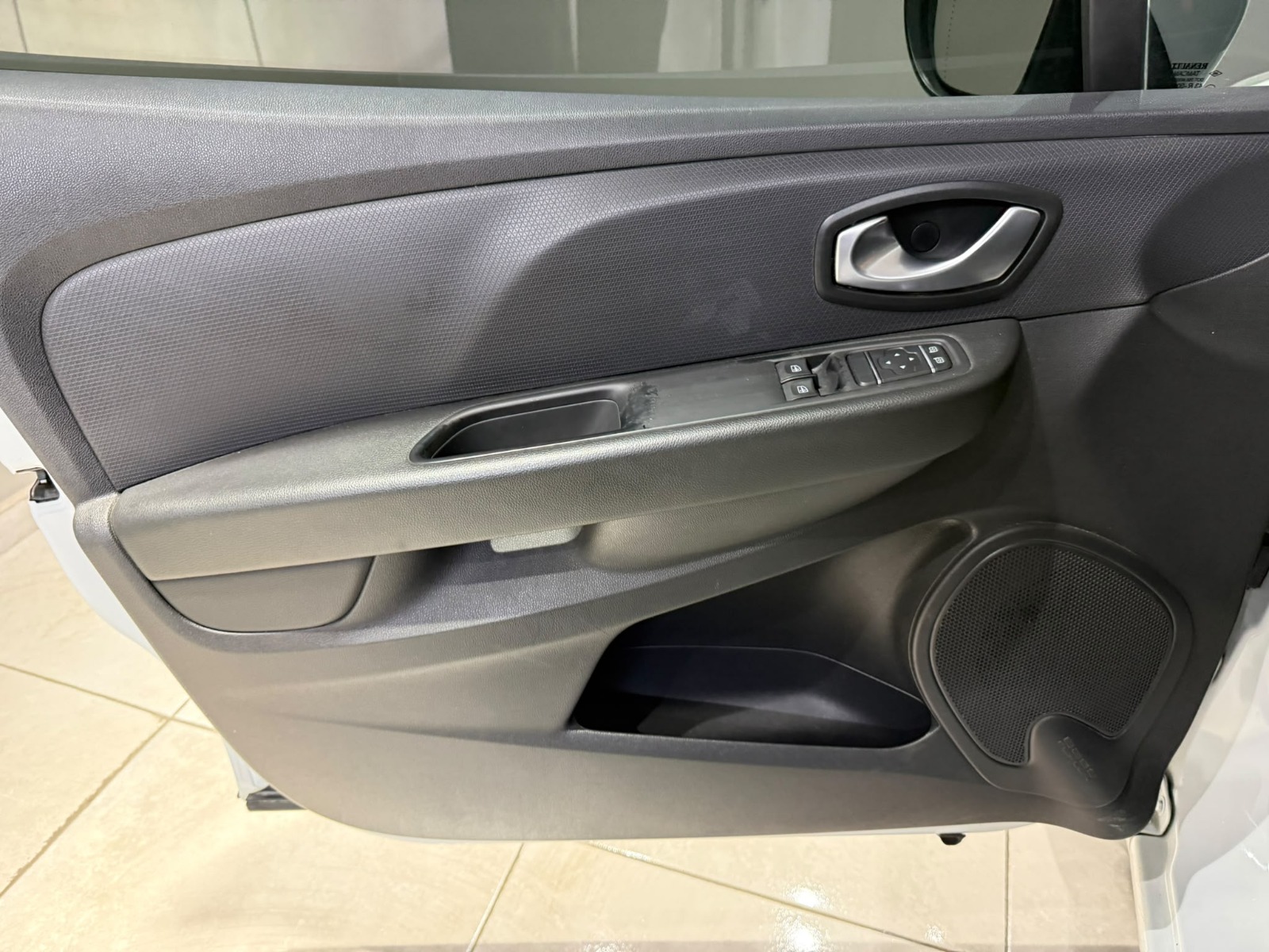 2020 Benzin Manuel Renault Clio Beyaz Gürel Tasarım Aksesuar Otomotiv San. Tic. Ltd. Şti.