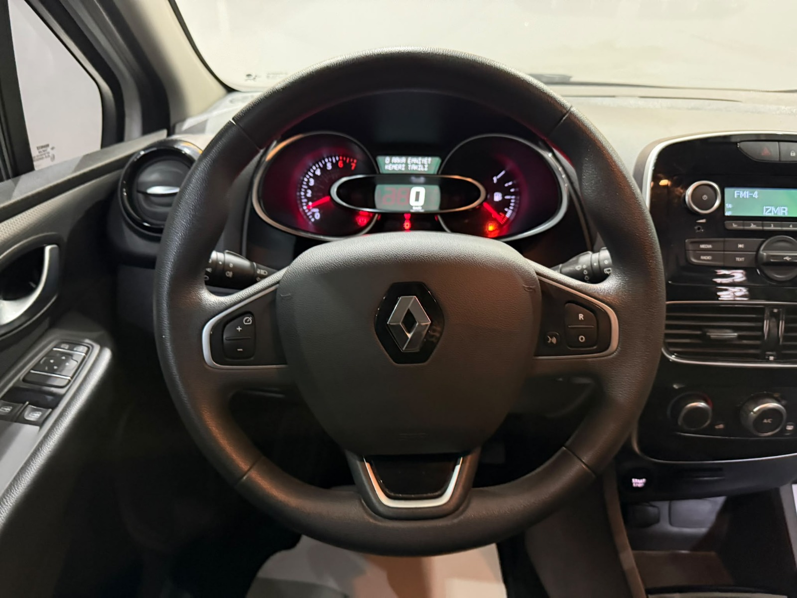 2020 Benzin Manuel Renault Clio Beyaz Gürel Tasarım Aksesuar Otomotiv San. Tic. Ltd. Şti.