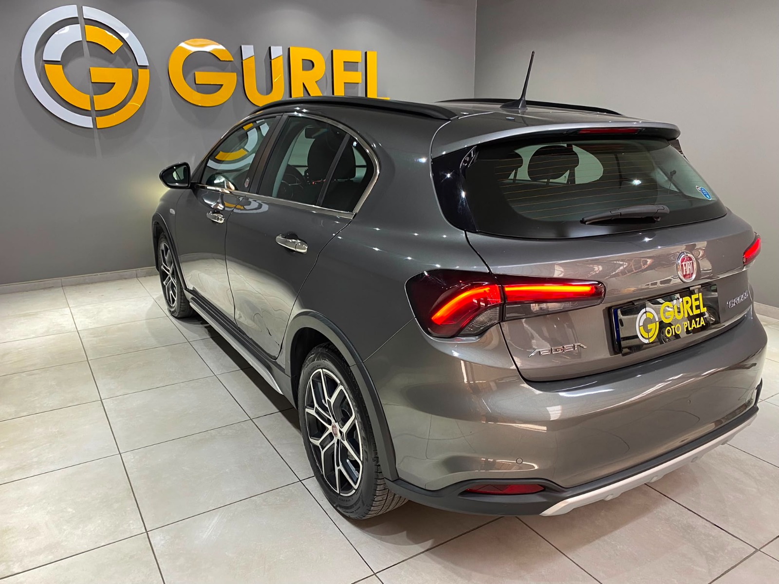 2023 Benzin Manuel Fiat Egea Cross Gri Gürel Tasarım Aksesuar Otomotiv San. Tic. Ltd. Şti.